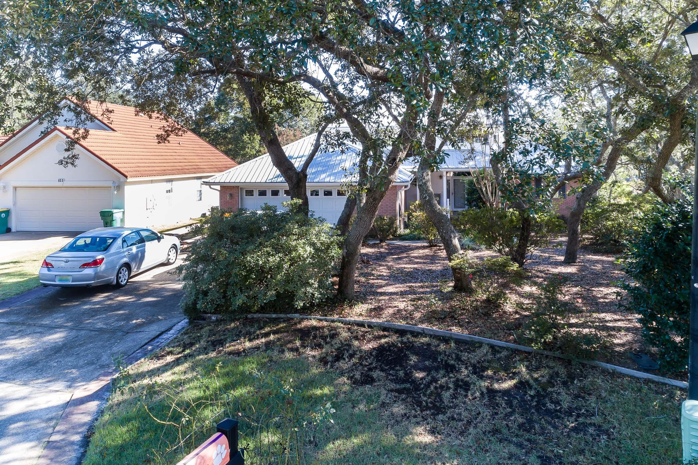 LAKE POINTE - Residential