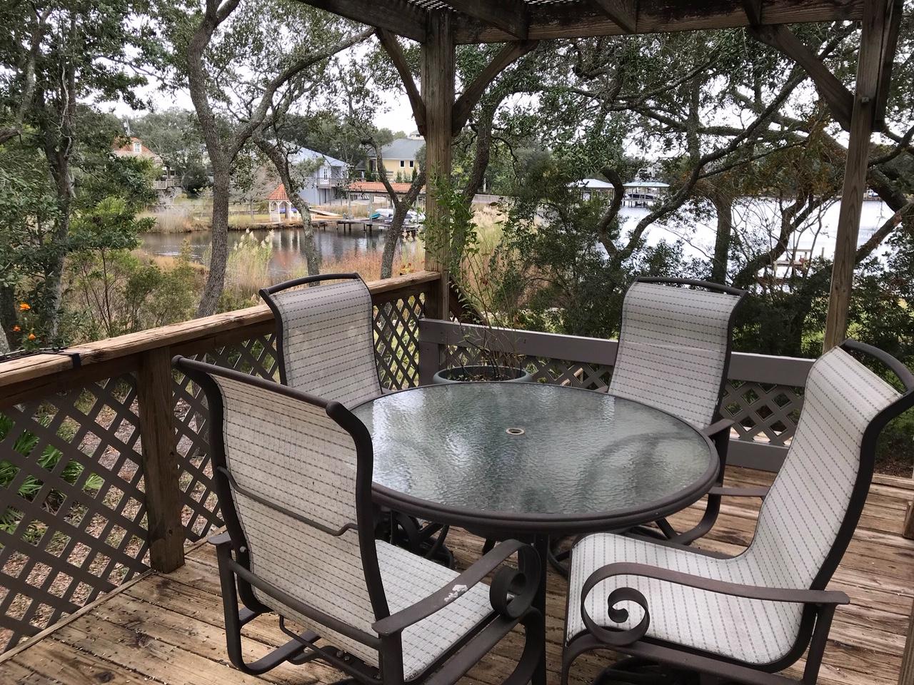 LAKE POINTE - Residential