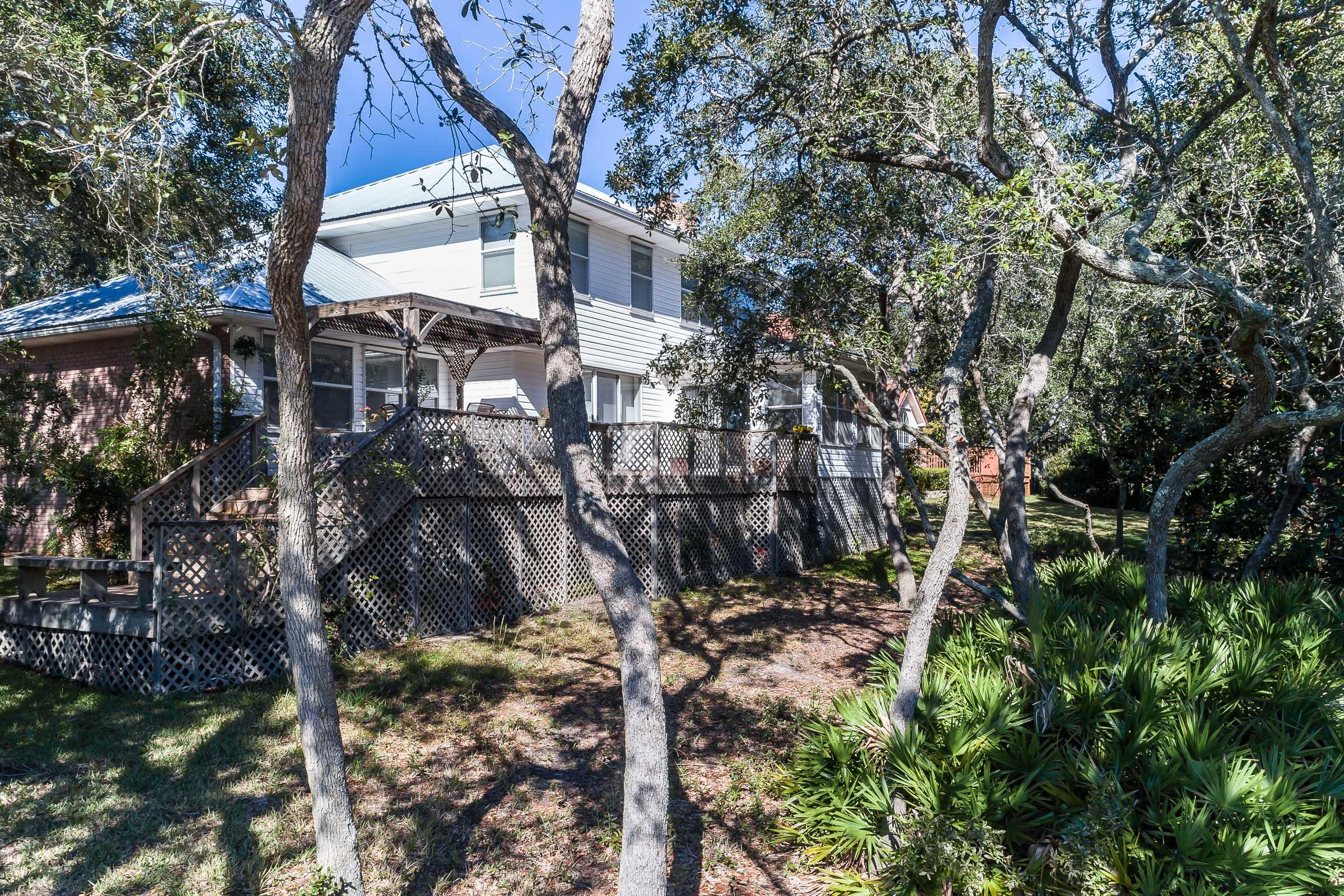 LAKE POINTE - Residential