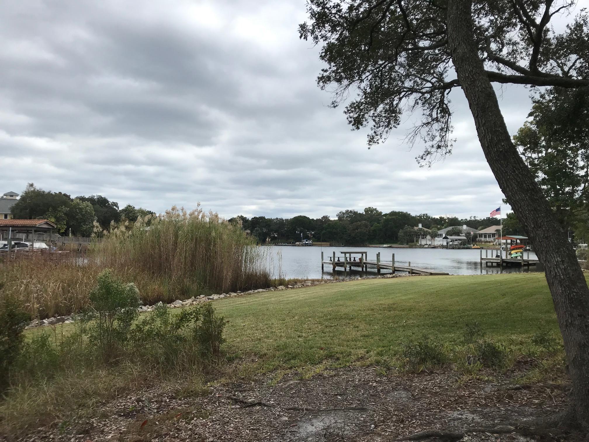 LAKE POINTE - Residential