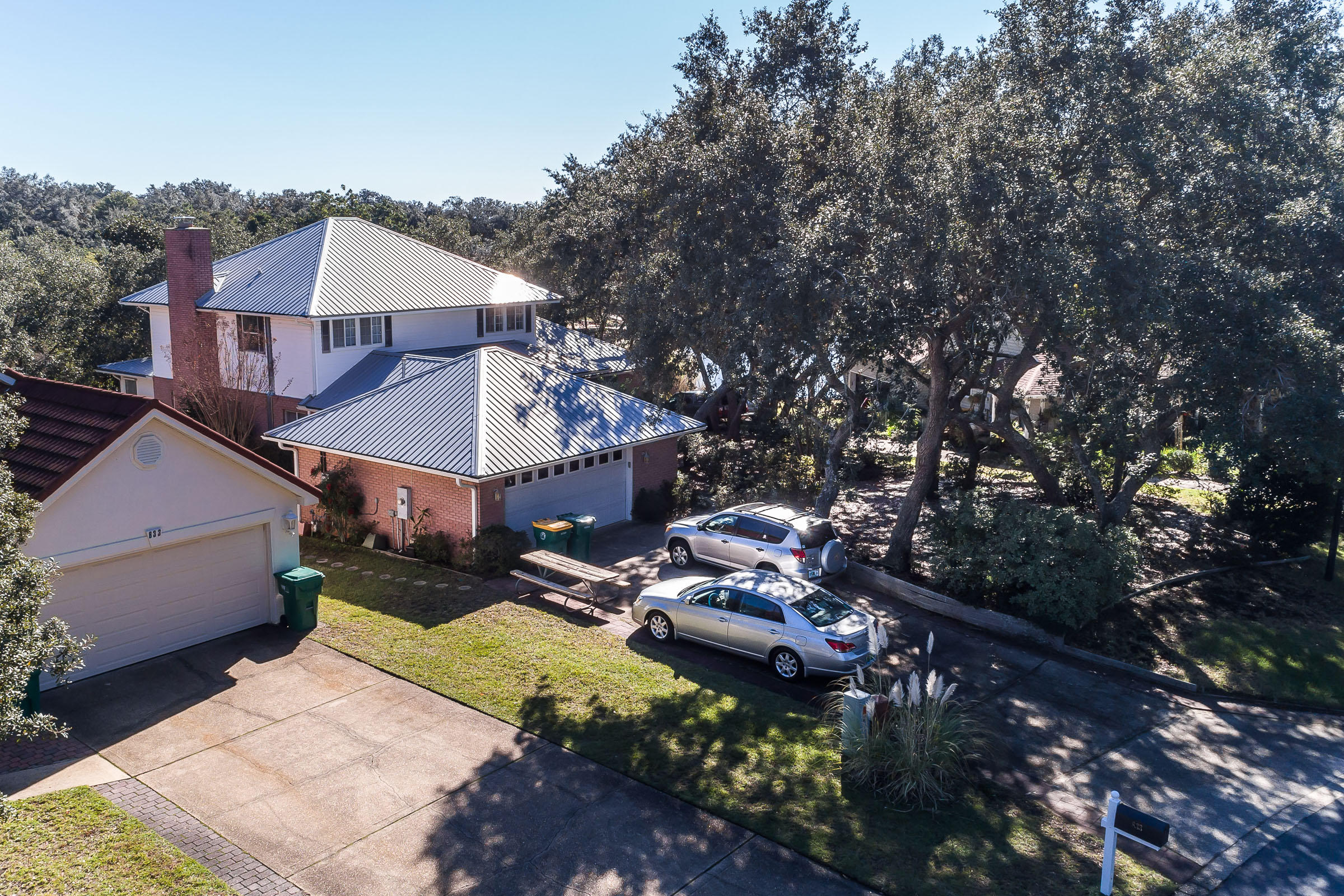 LAKE POINTE - Residential