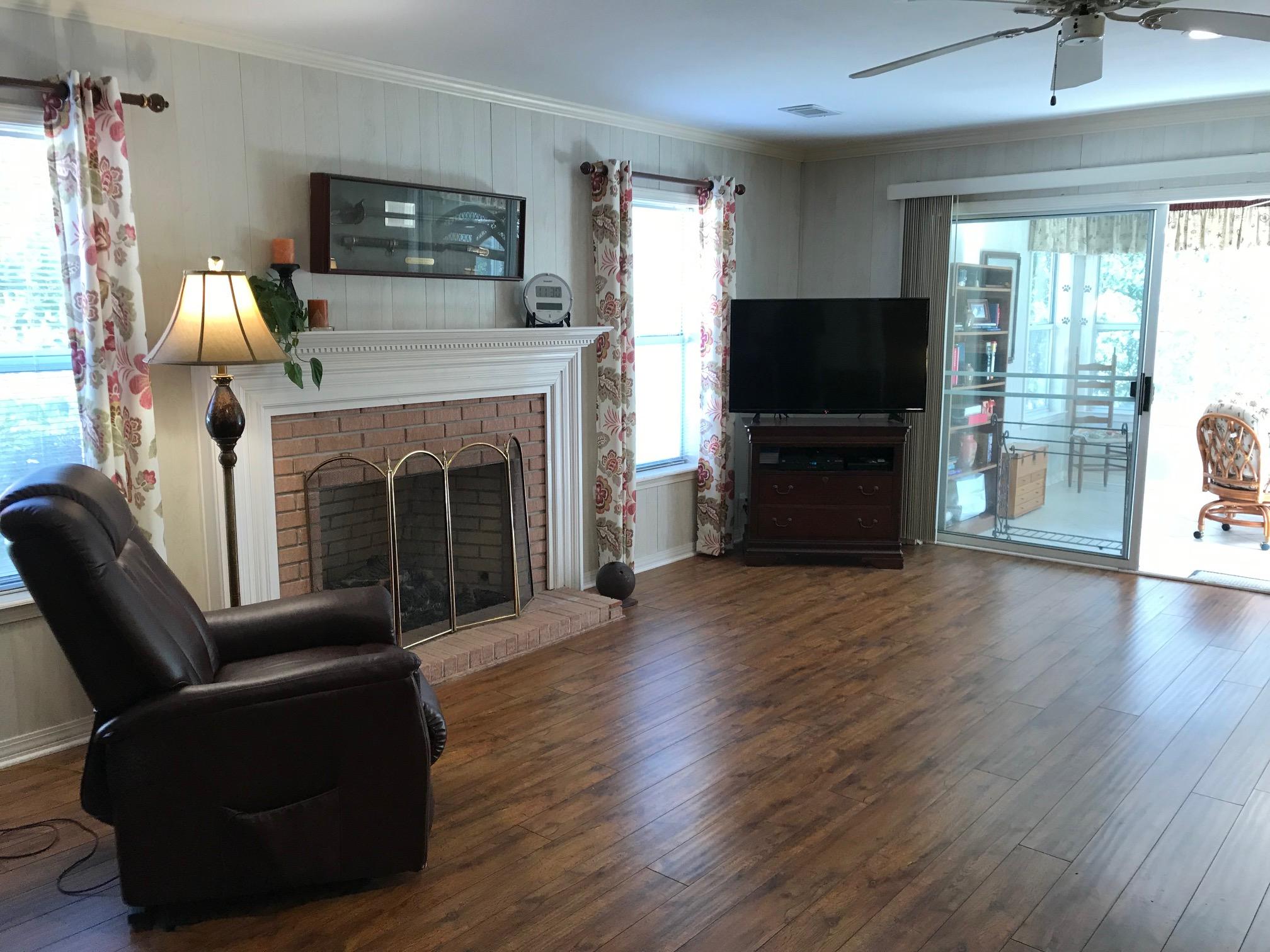 LAKE POINTE - Residential