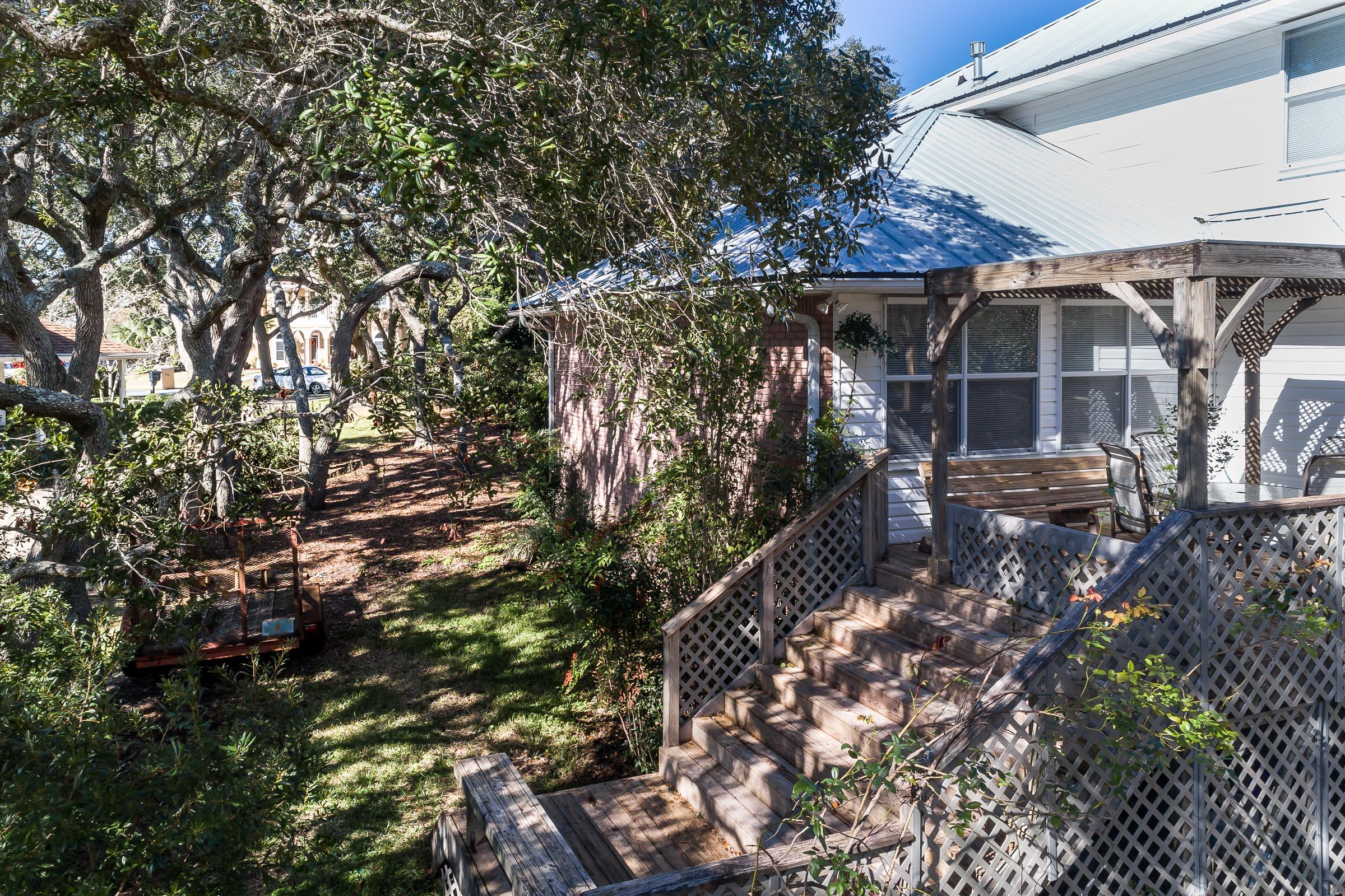 LAKE POINTE - Residential