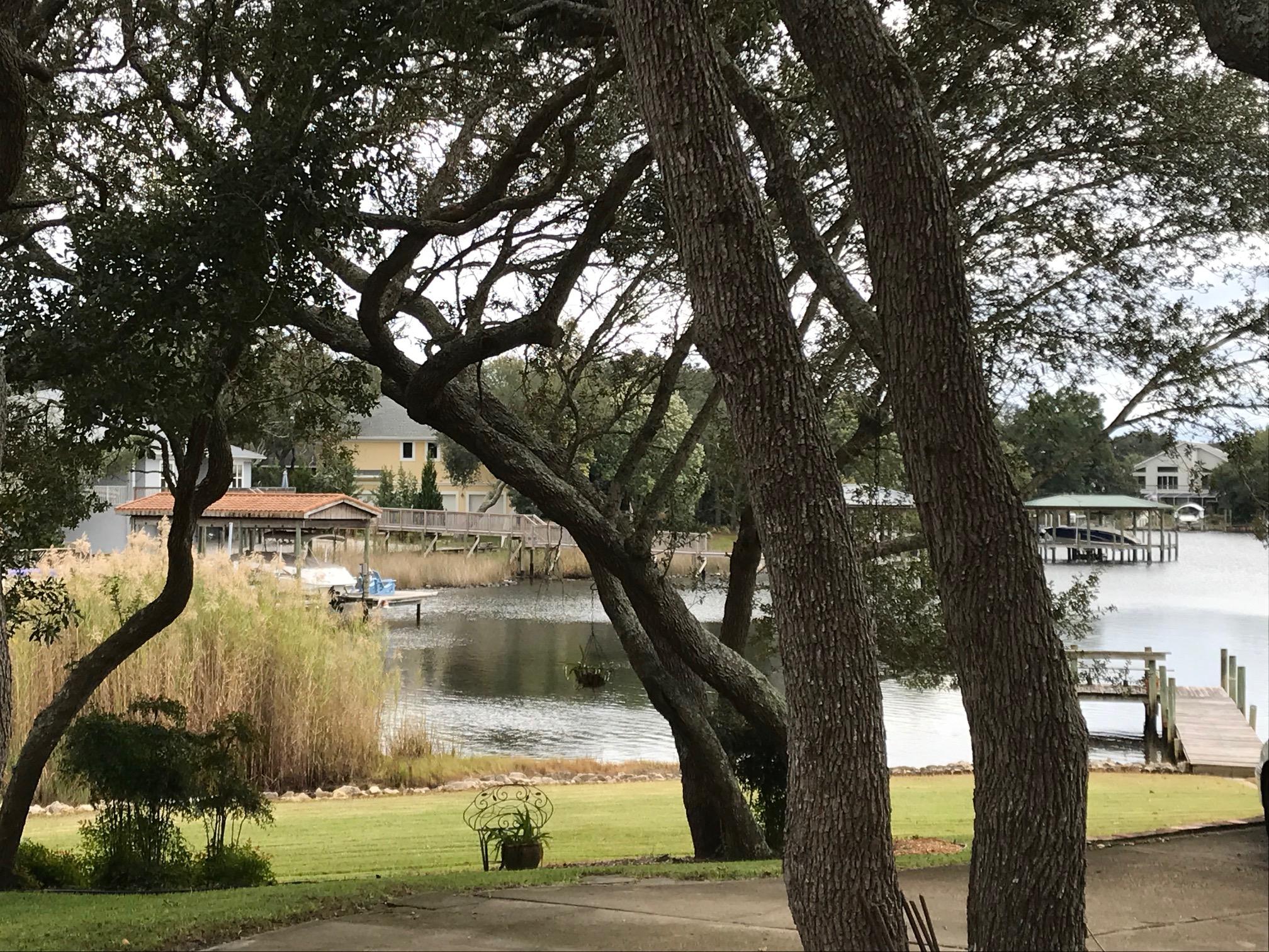 LAKE POINTE - Residential