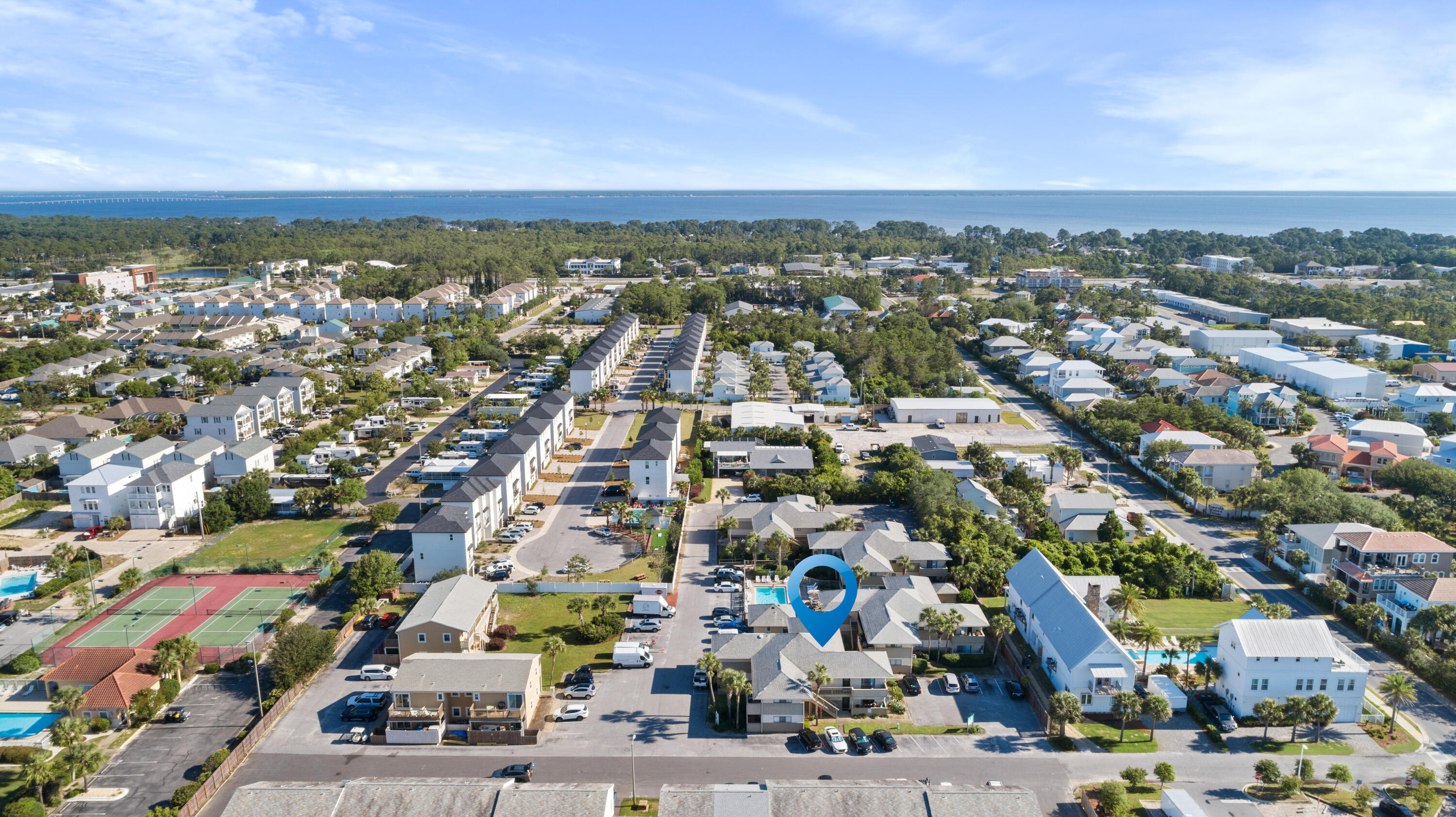 CROSS CREEK CLUB CONDO - Residential