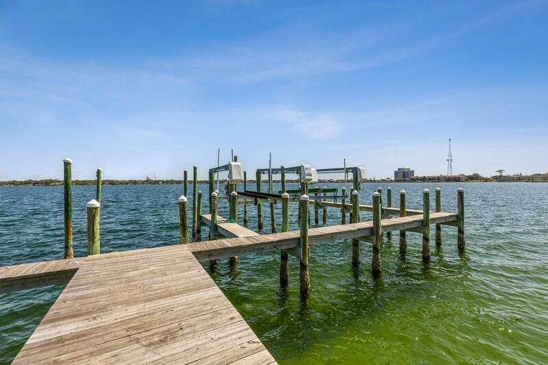 PALM HARBOR MARINA - Residential