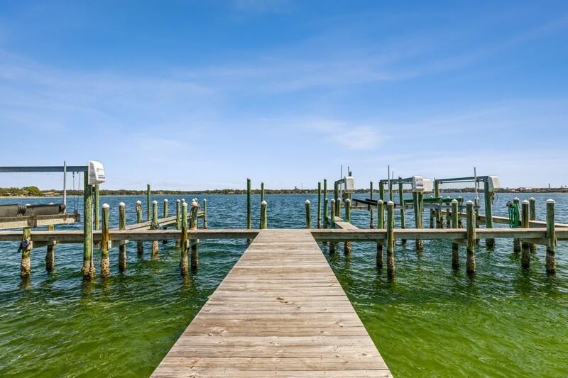 PALM HARBOR MARINA - Residential