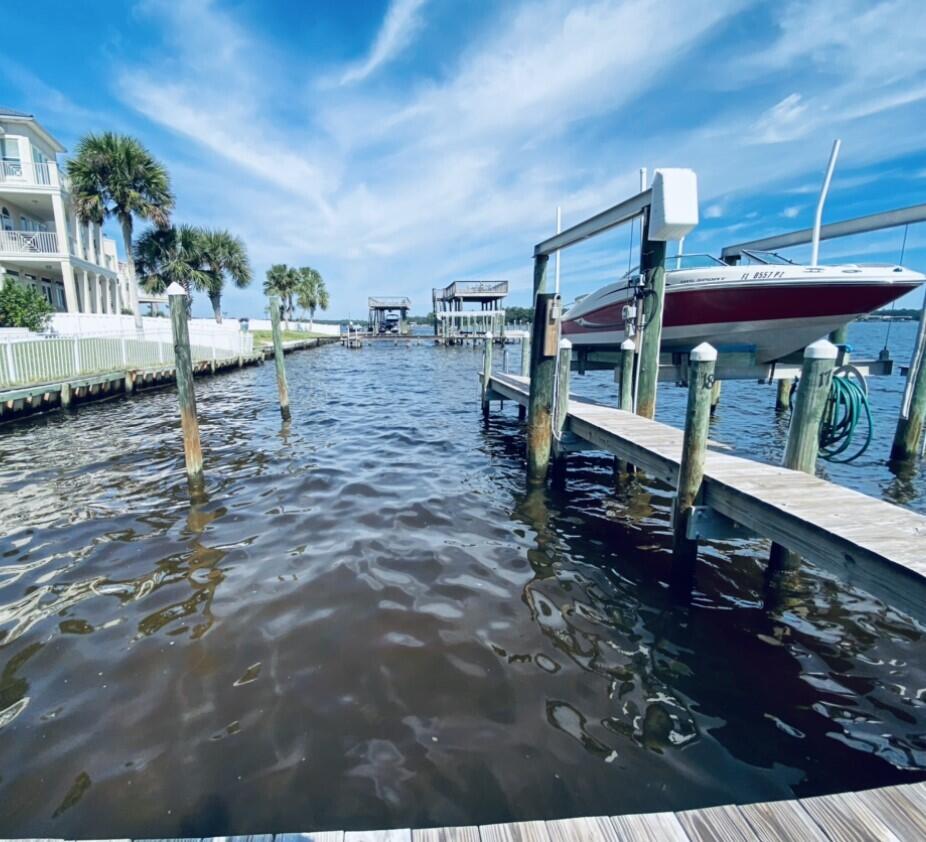 PALM HARBOR MARINA - Residential