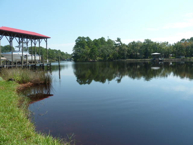 POWELLS UNREC - Land