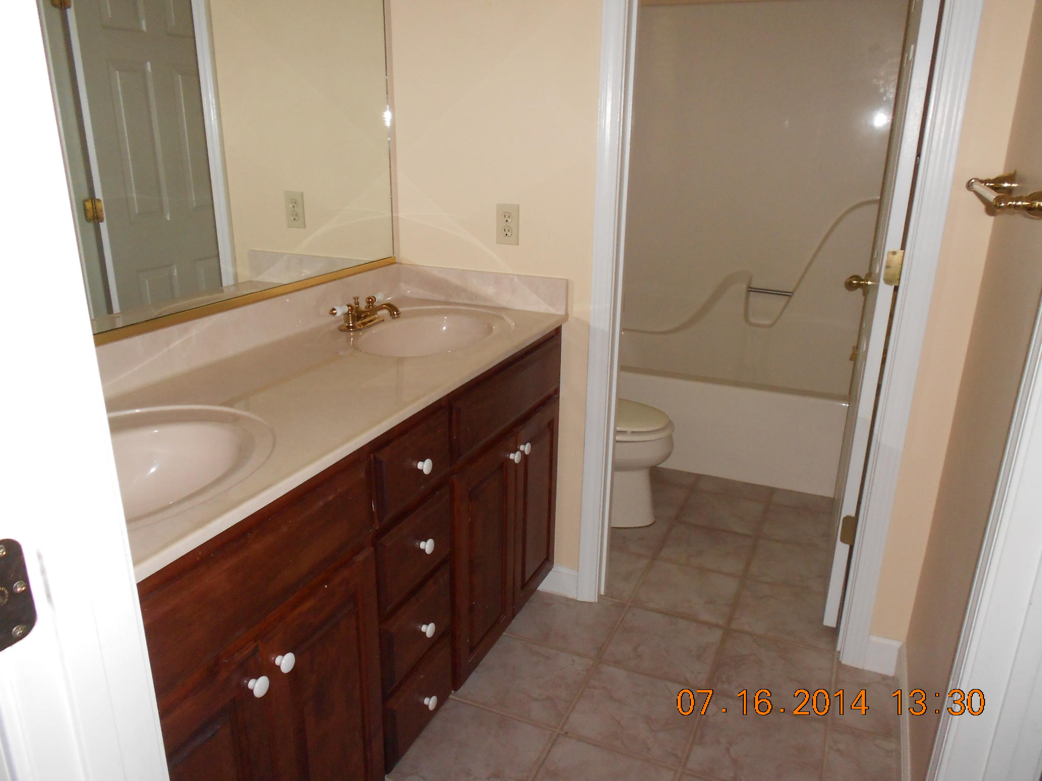 DORCHESTER PLACE - Residential Lease