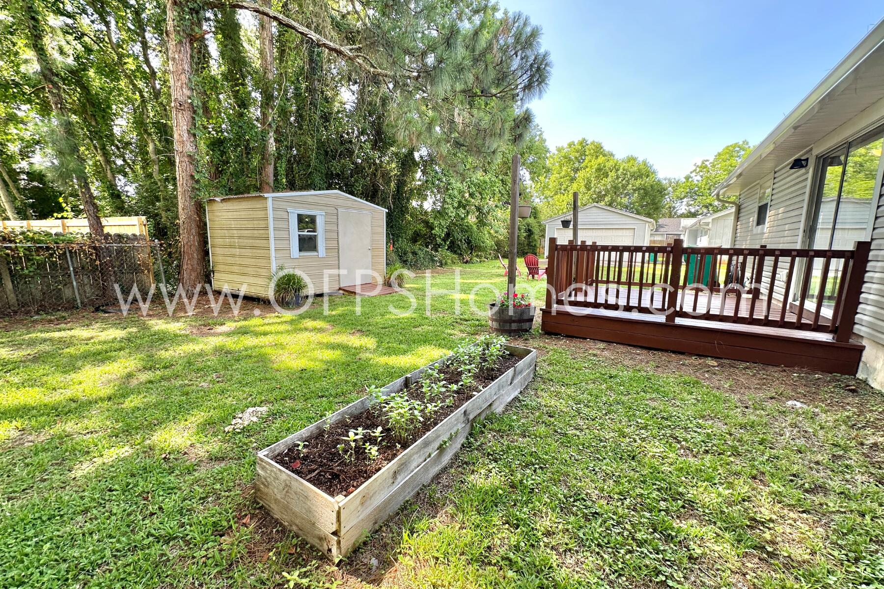 CASA LOMA S/D - Residential Lease