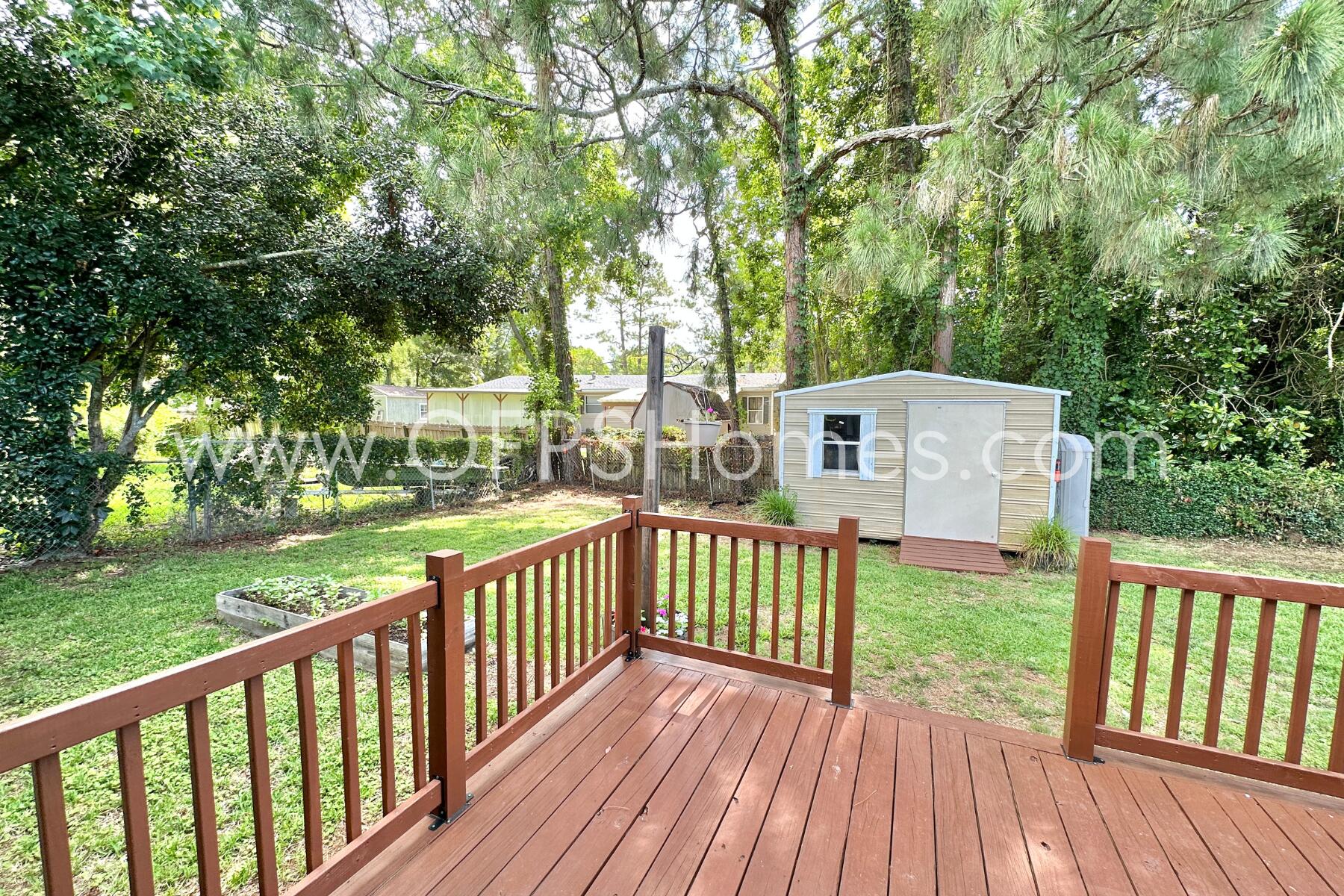 CASA LOMA S/D - Residential Lease