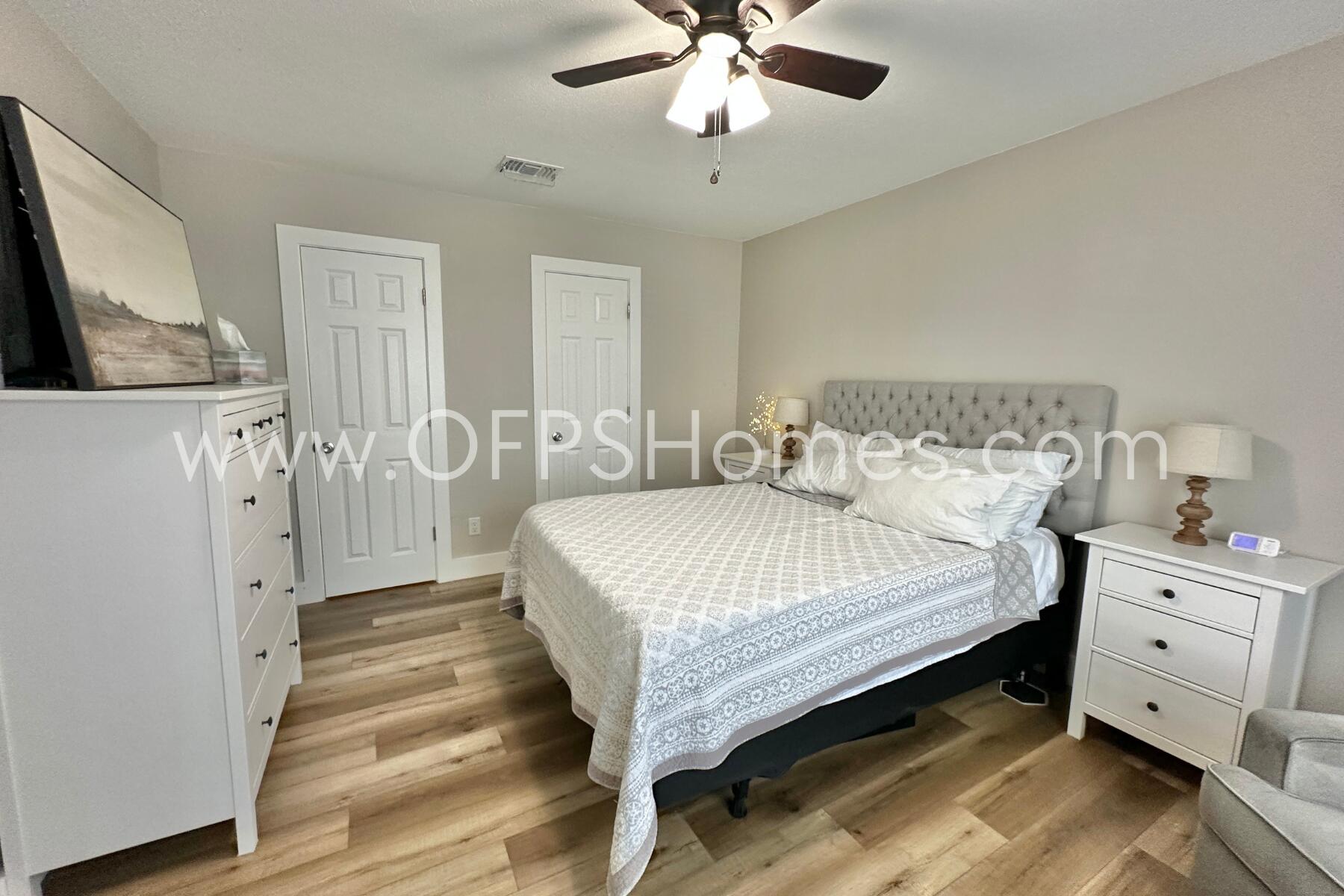 CASA LOMA S/D - Residential Lease