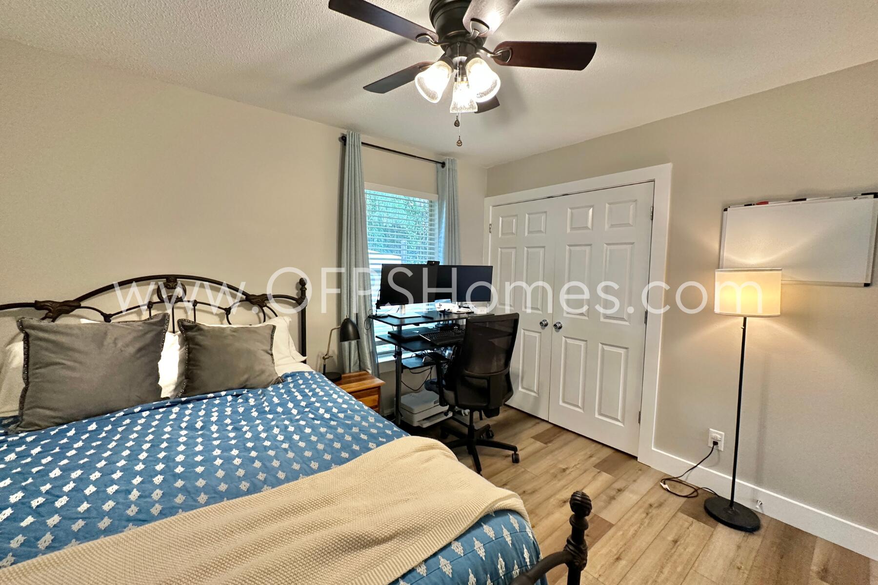 CASA LOMA S/D - Residential Lease