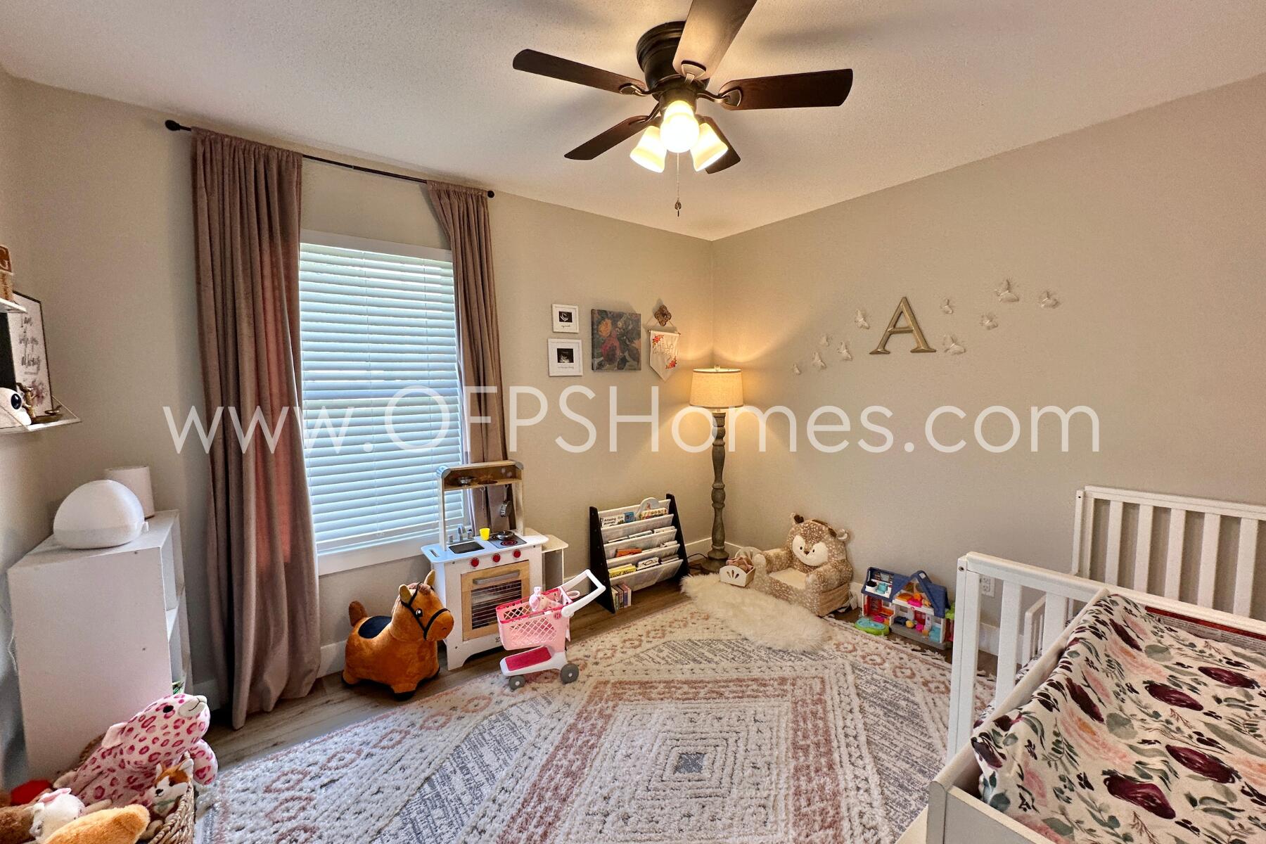 CASA LOMA S/D - Residential Lease