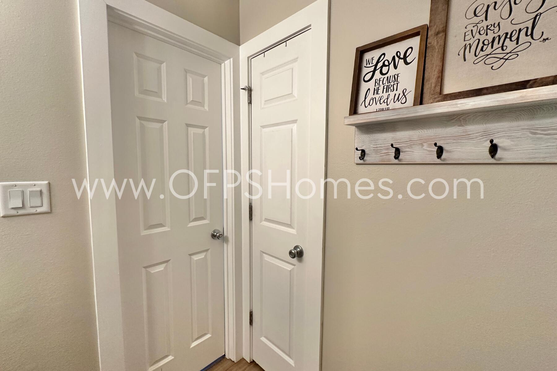 CASA LOMA S/D - Residential Lease