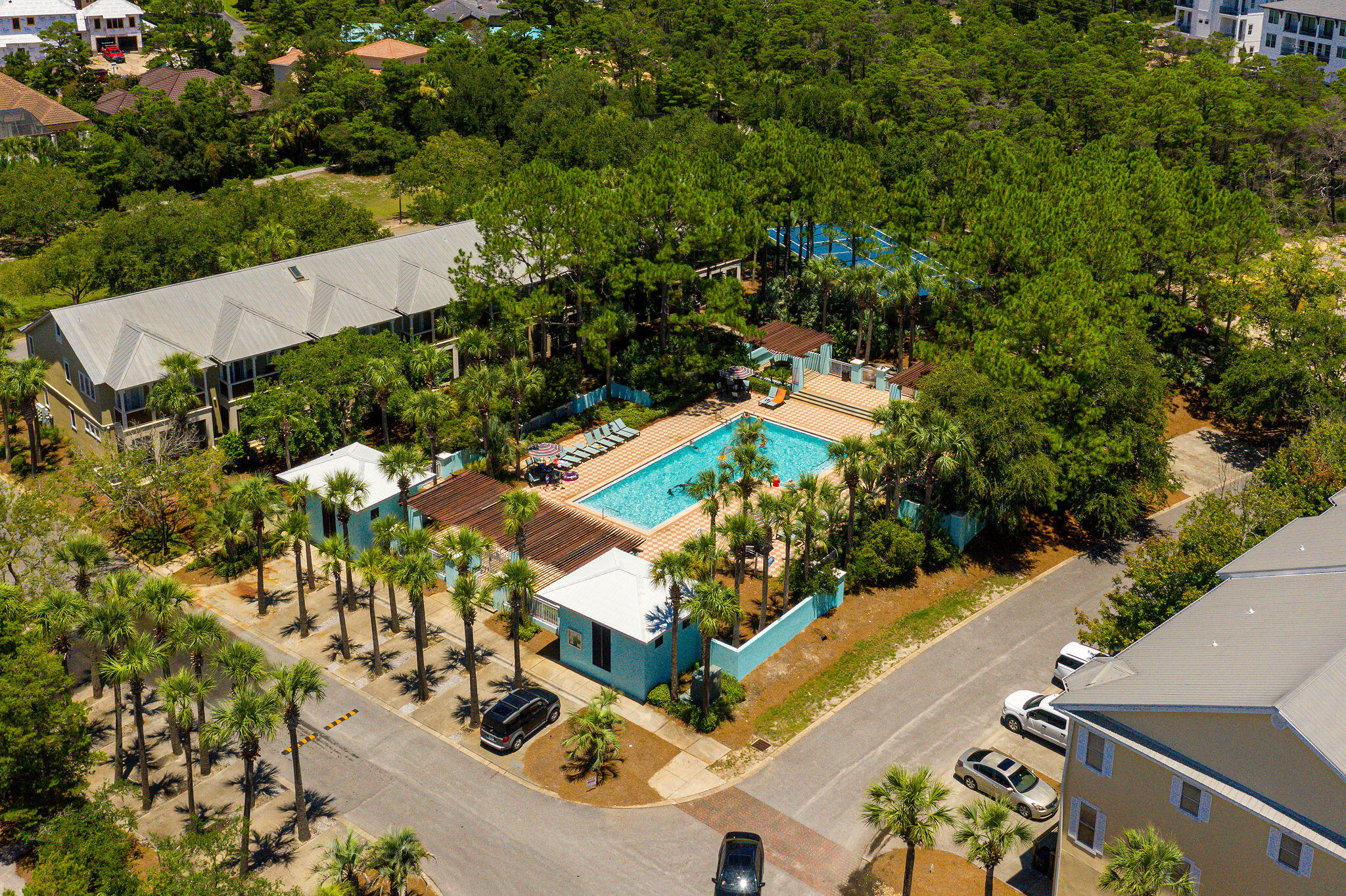INN AT GULF PLACE - Residential