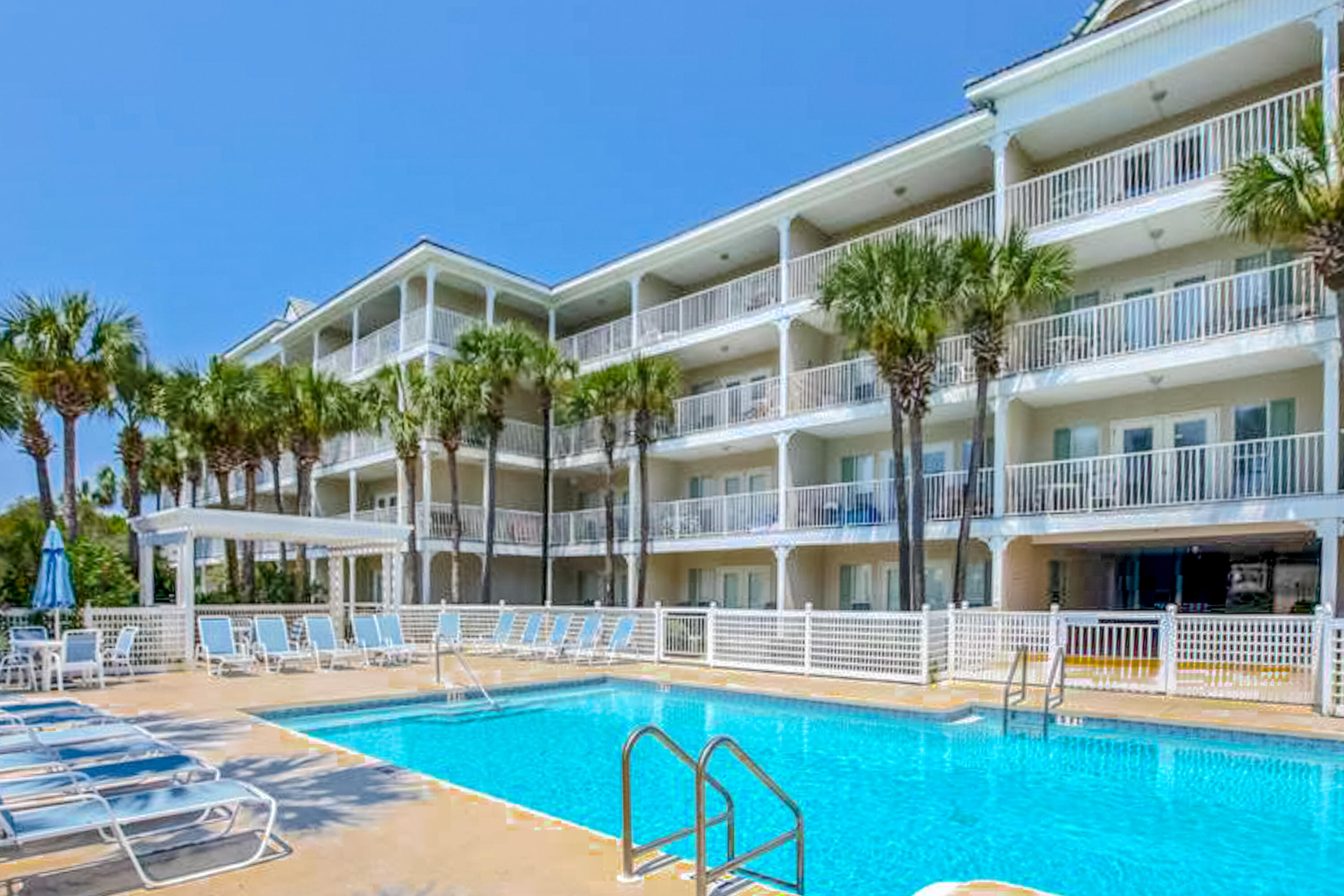 INN AT GULF PLACE - Residential