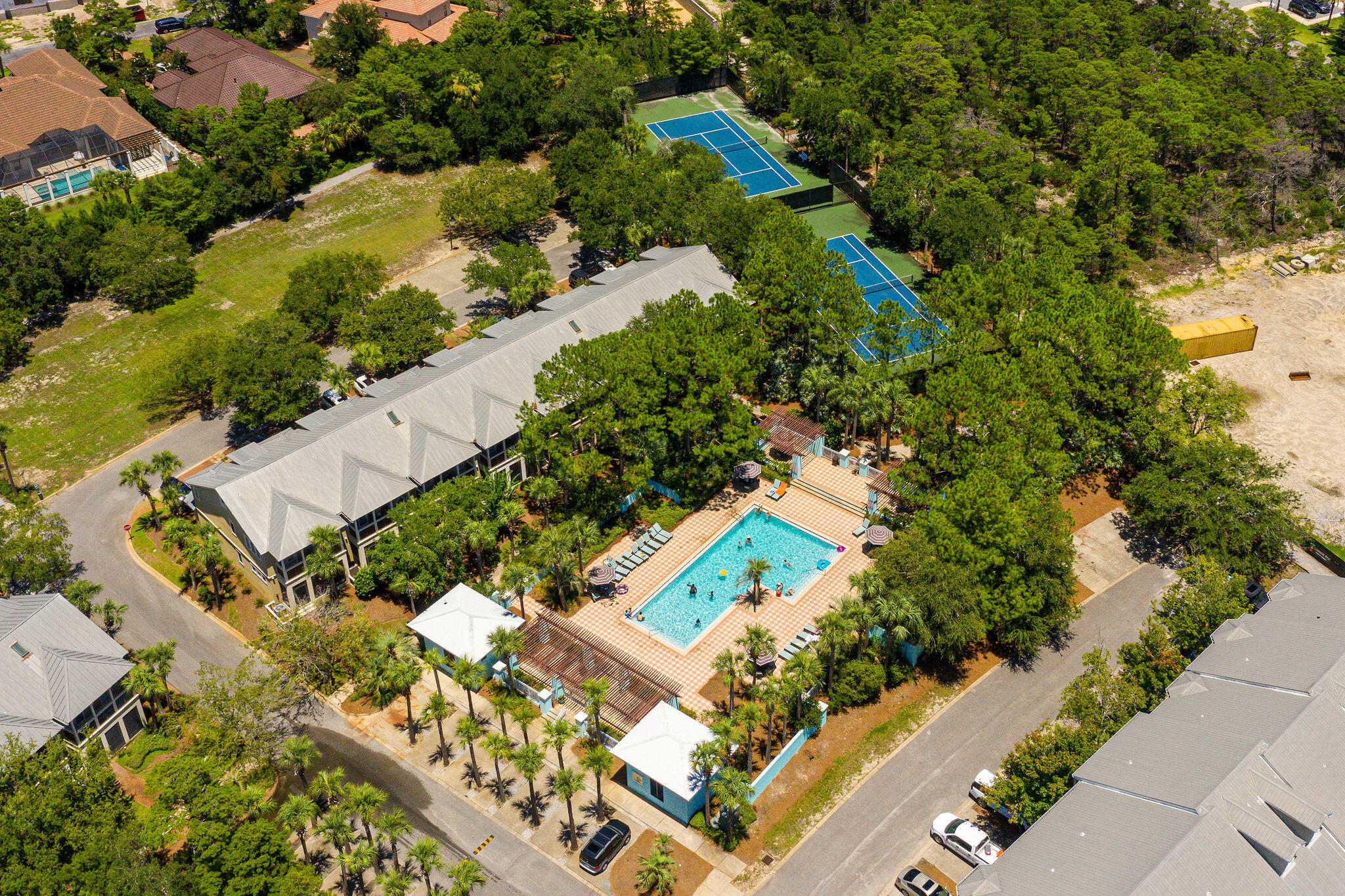 INN AT GULF PLACE - Residential