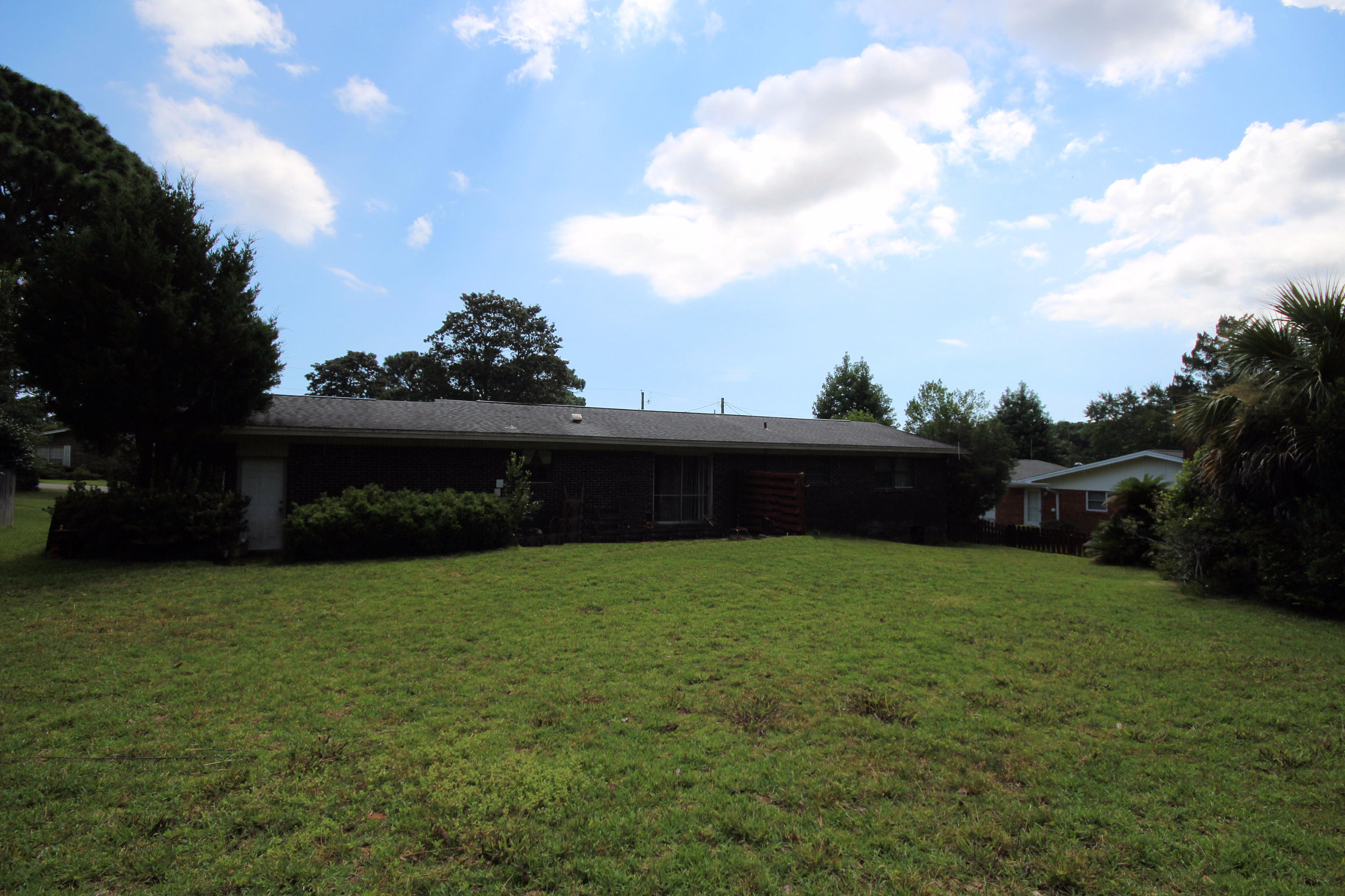 BAYOU POQUITO - Residential