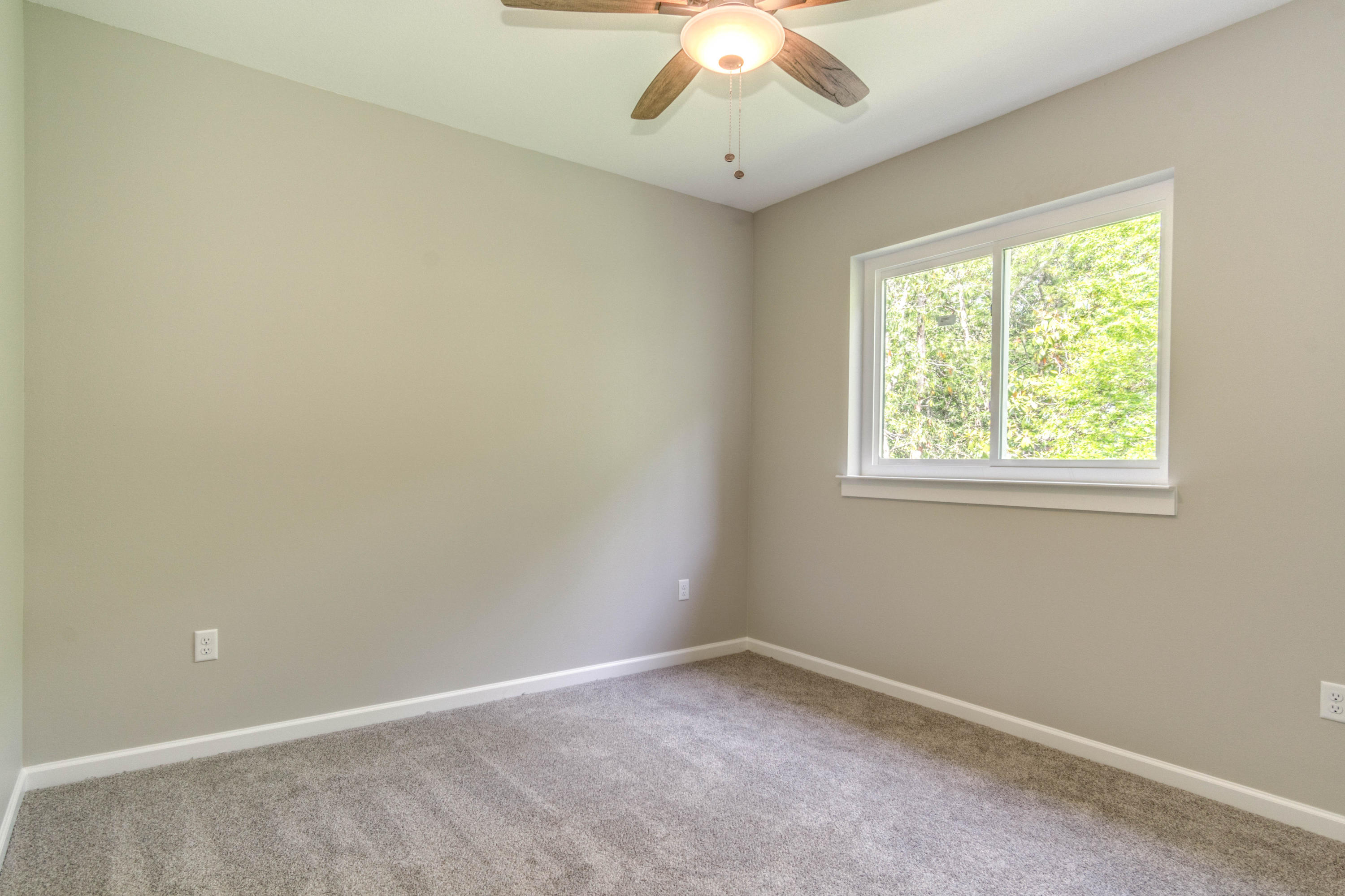 VALPARAISO PINECREST 5 - Residential