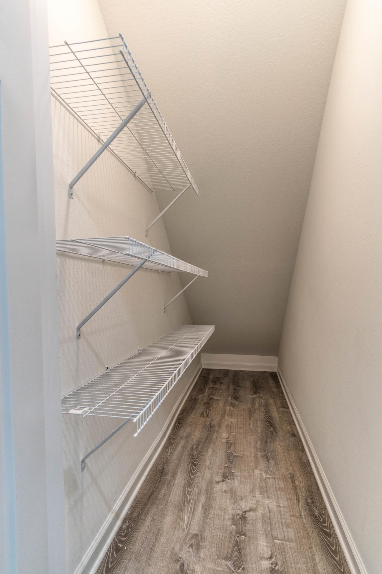 VALPARAISO PINECREST 5 - Residential