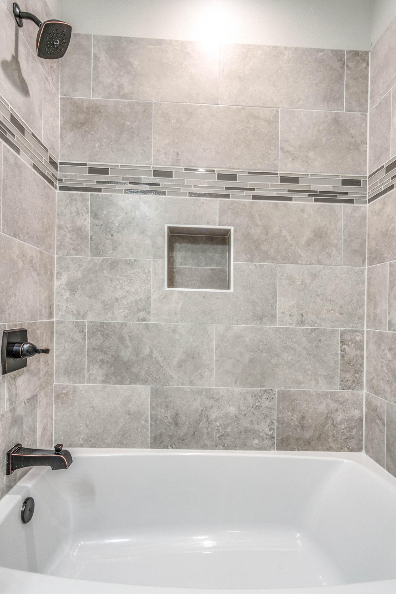 VALPARAISO PINECREST 5 - Residential