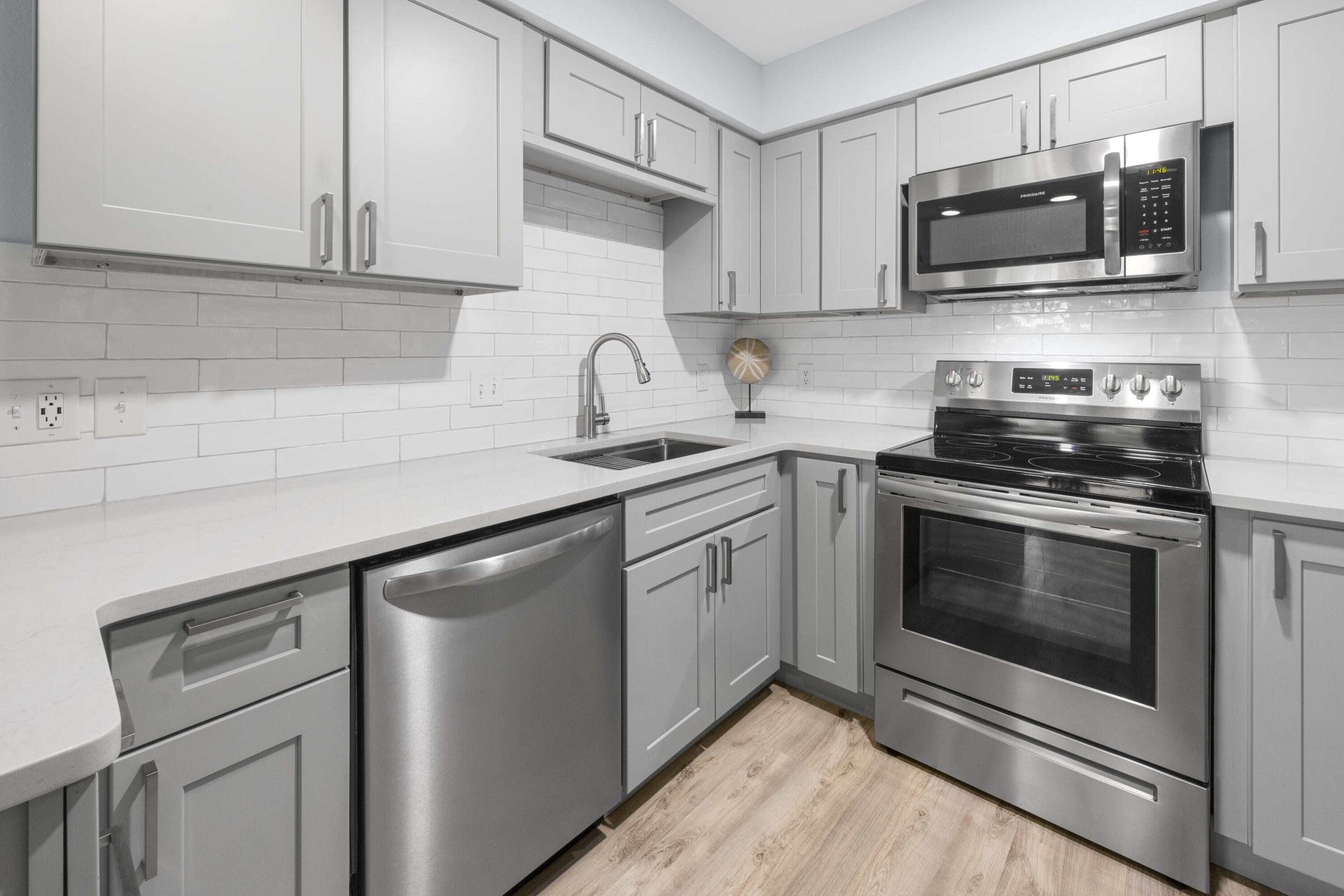 SEA CABINS T/H - Residential