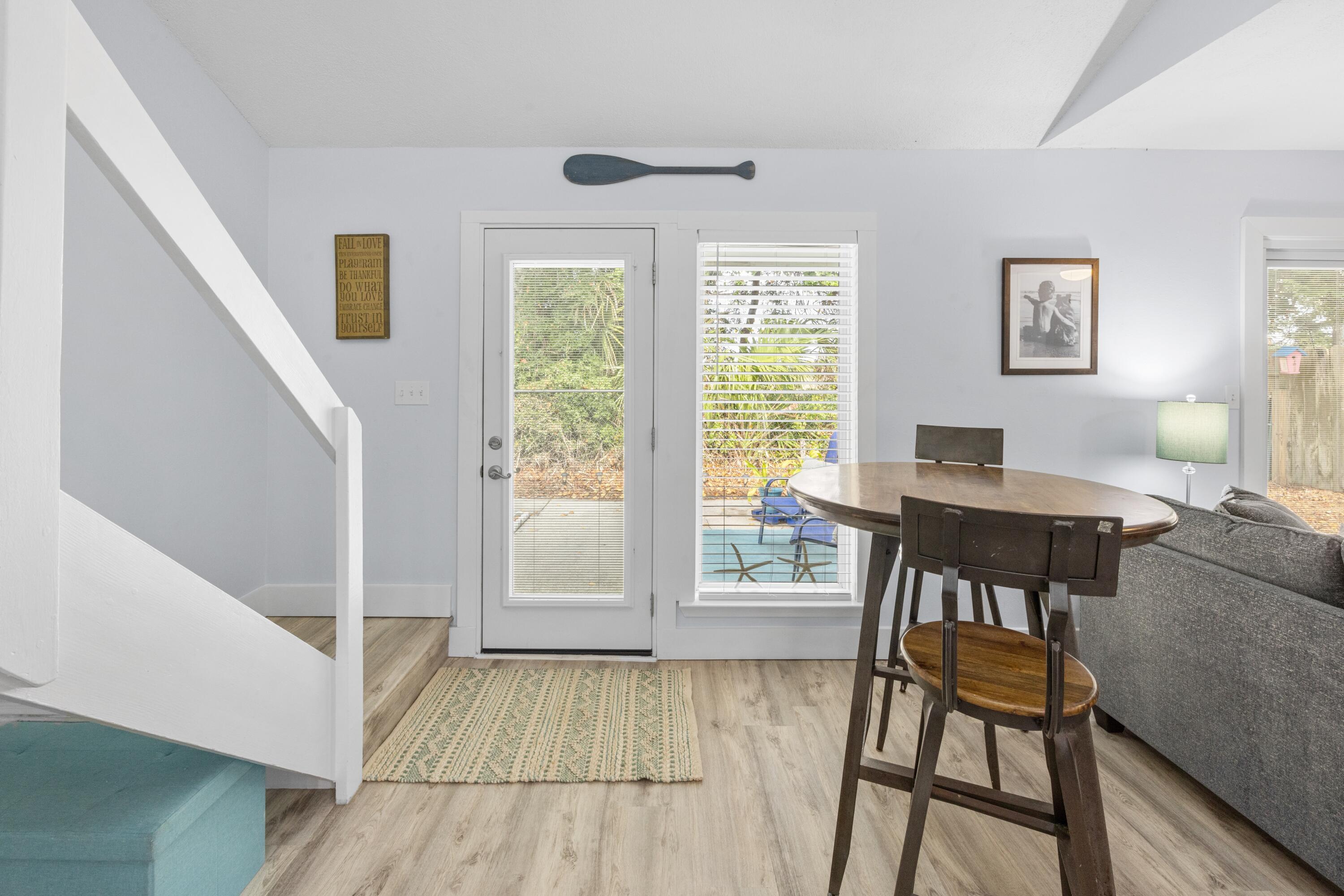 SEA CABINS T/H - Residential