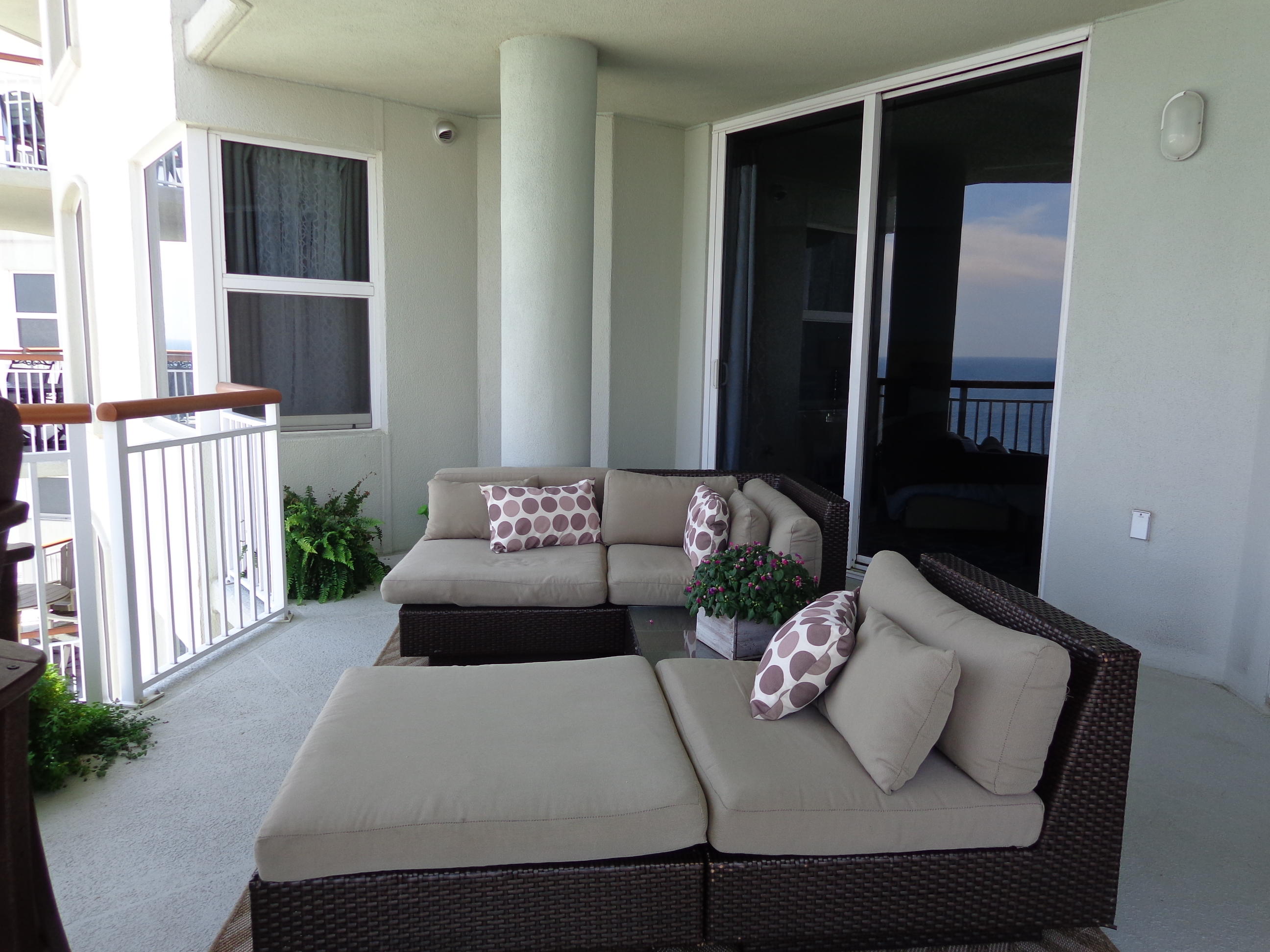 BEACH COLONY RESORT - Residential