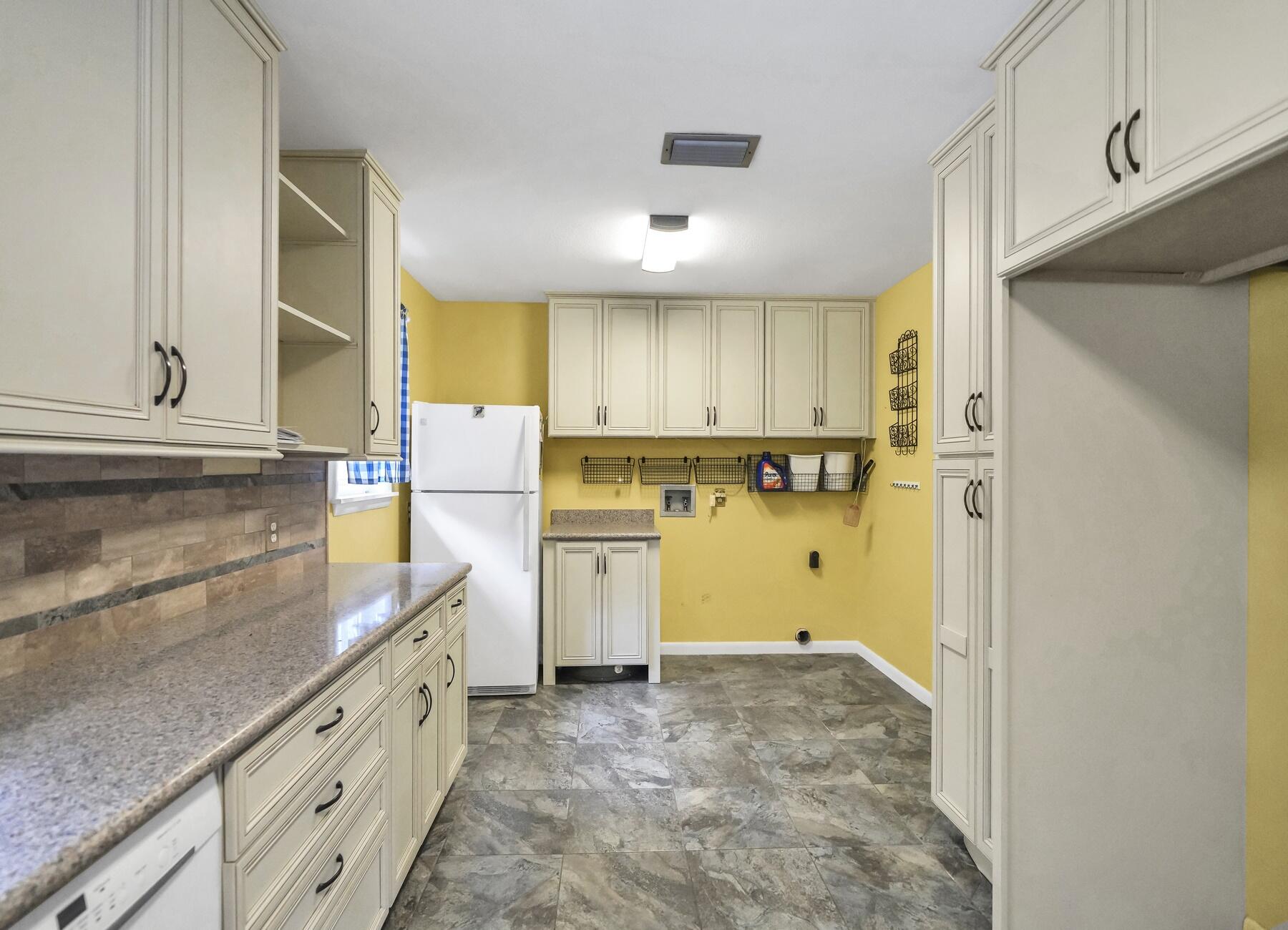 03-1S-19-23000-005-0010 - Residential