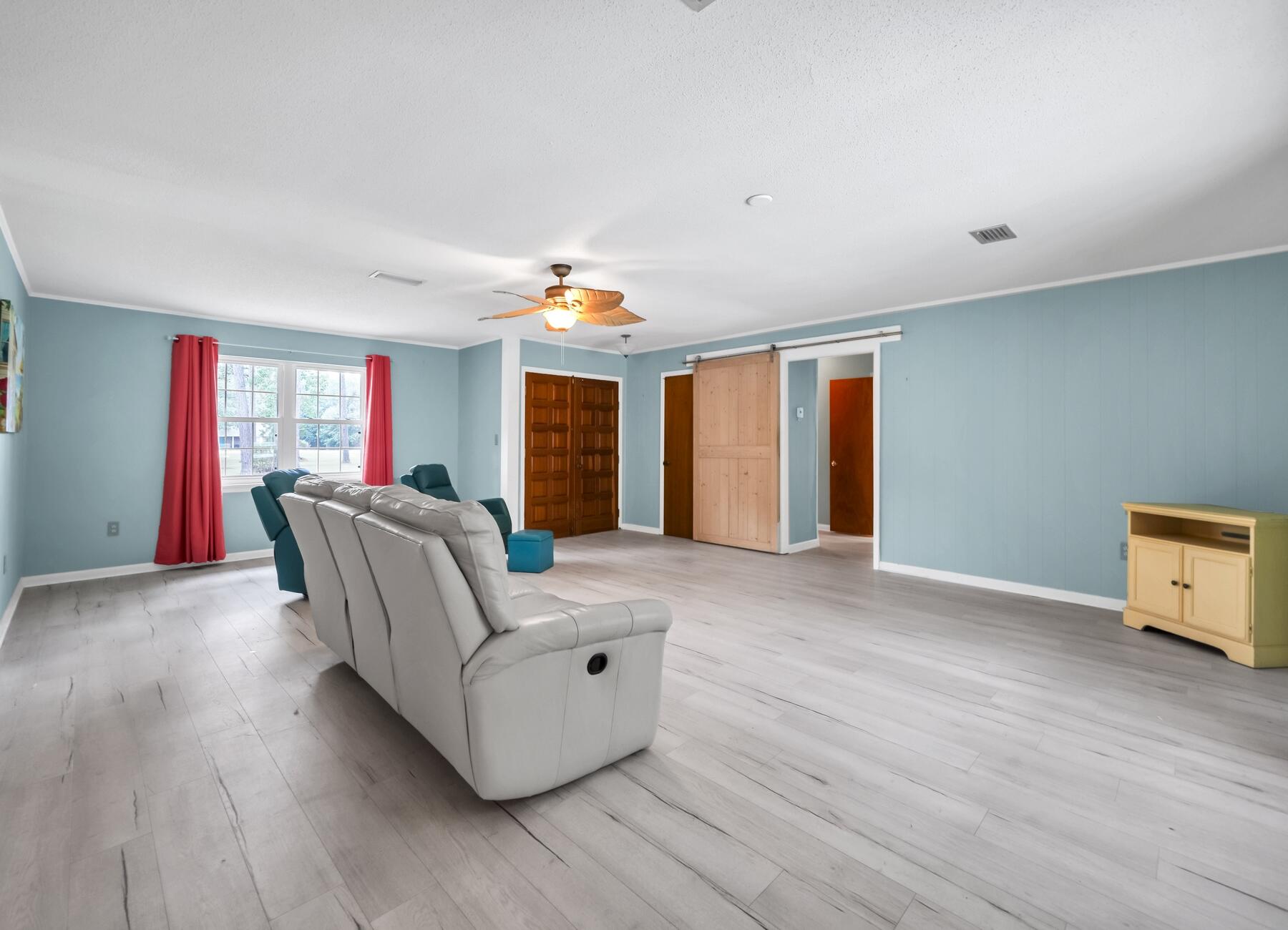 03-1S-19-23000-005-0010 - Residential