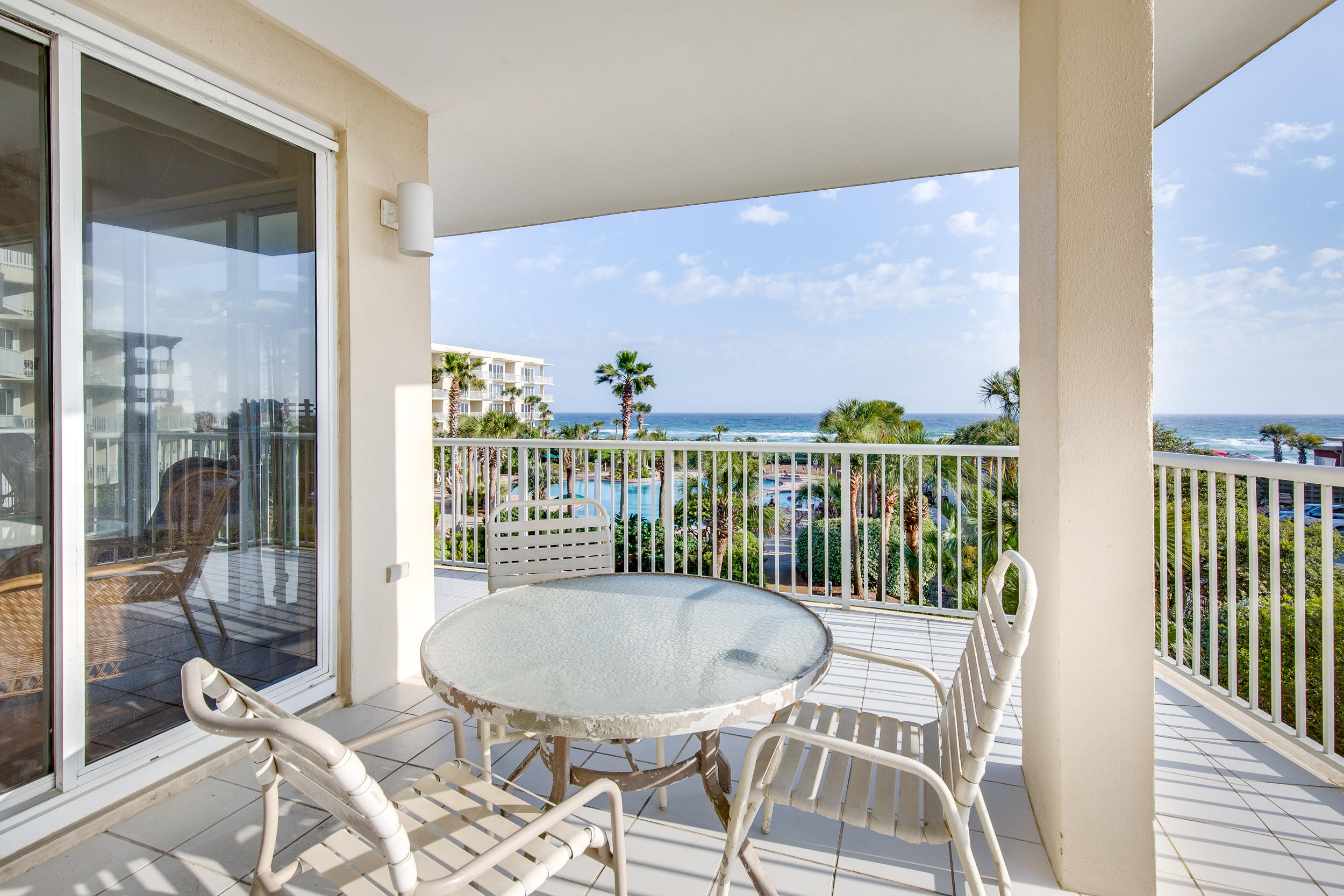 CRESCENT AT MIRAMAR BEACH THE - Residential