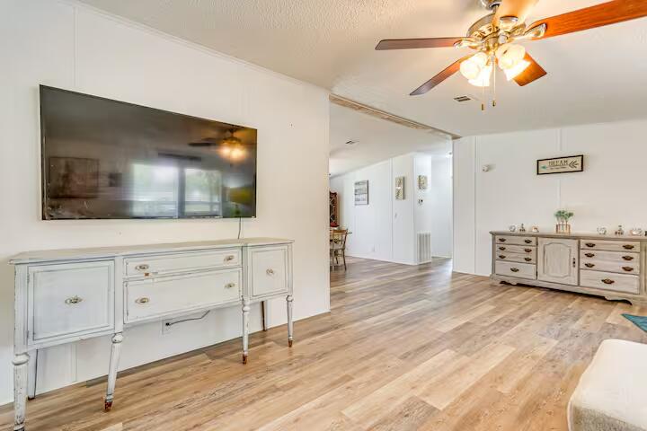 EAST BAY HEIGHTS - Residential