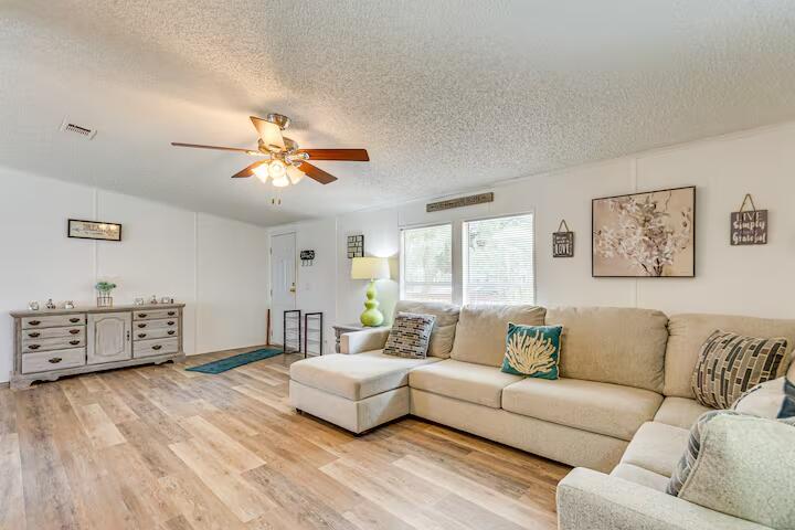EAST BAY HEIGHTS - Residential