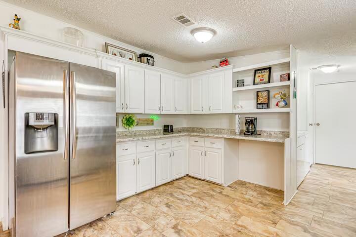 EAST BAY HEIGHTS - Residential