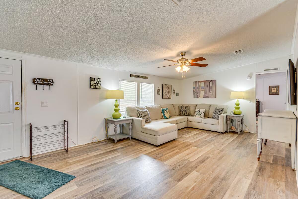EAST BAY HEIGHTS - Residential