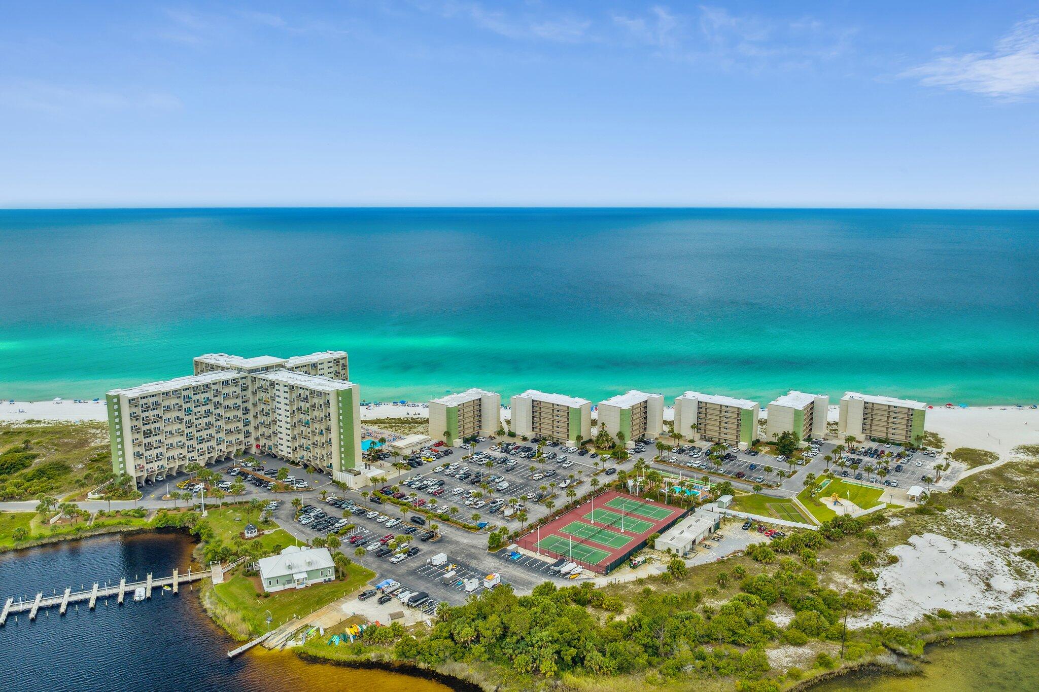 PINNACLE PORT - Residential
