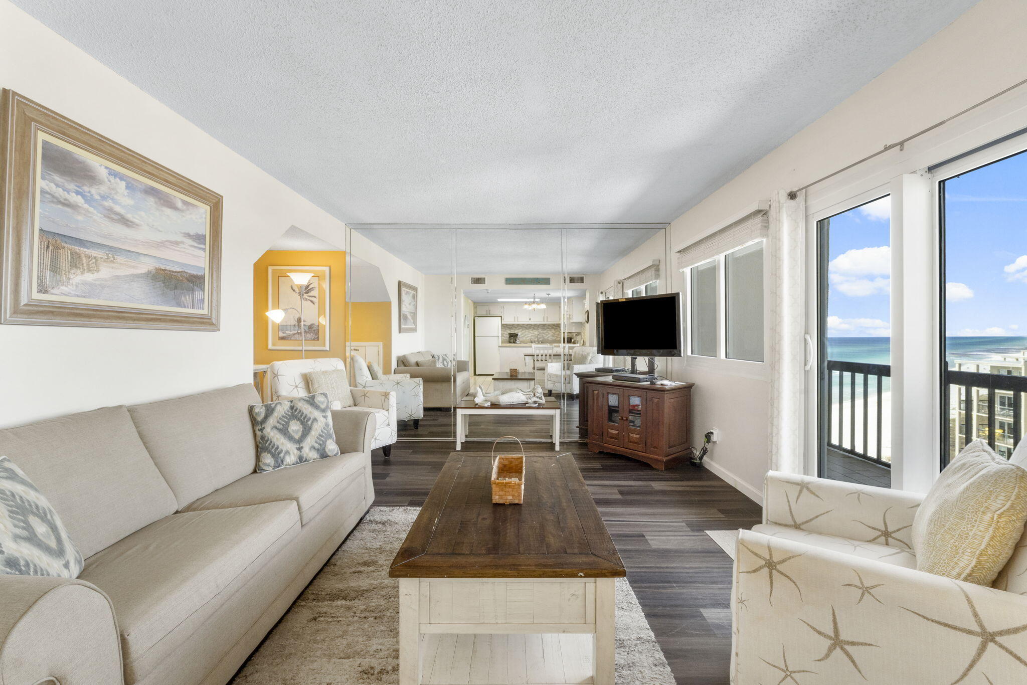 PINNACLE PORT - Residential