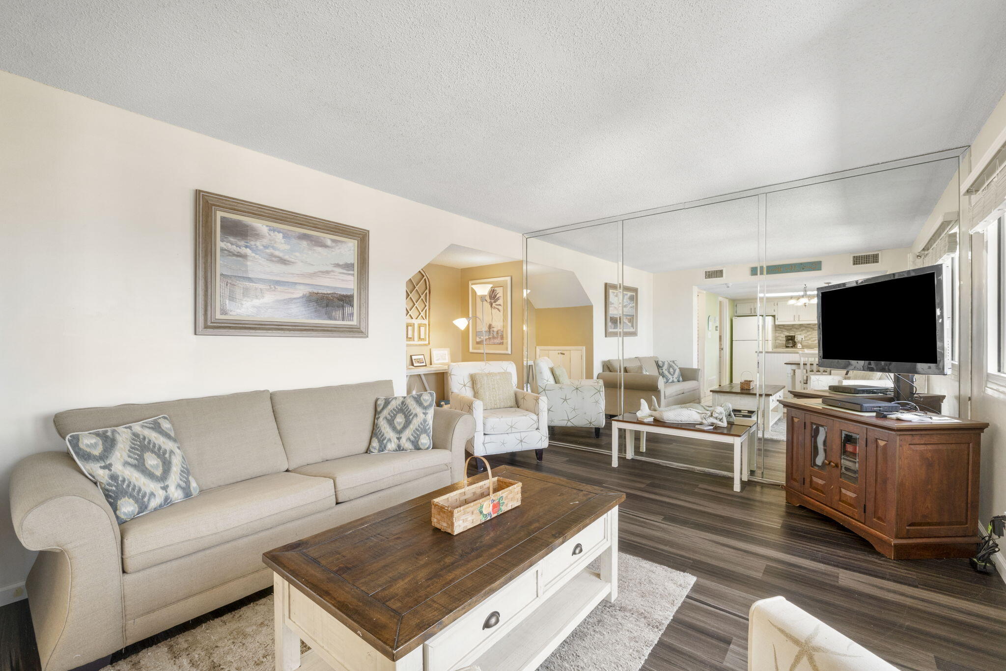 PINNACLE PORT - Residential