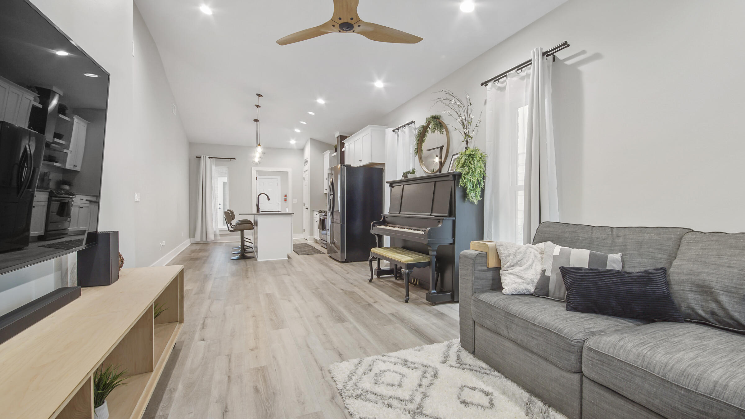 Deer Moss Creek - Residential