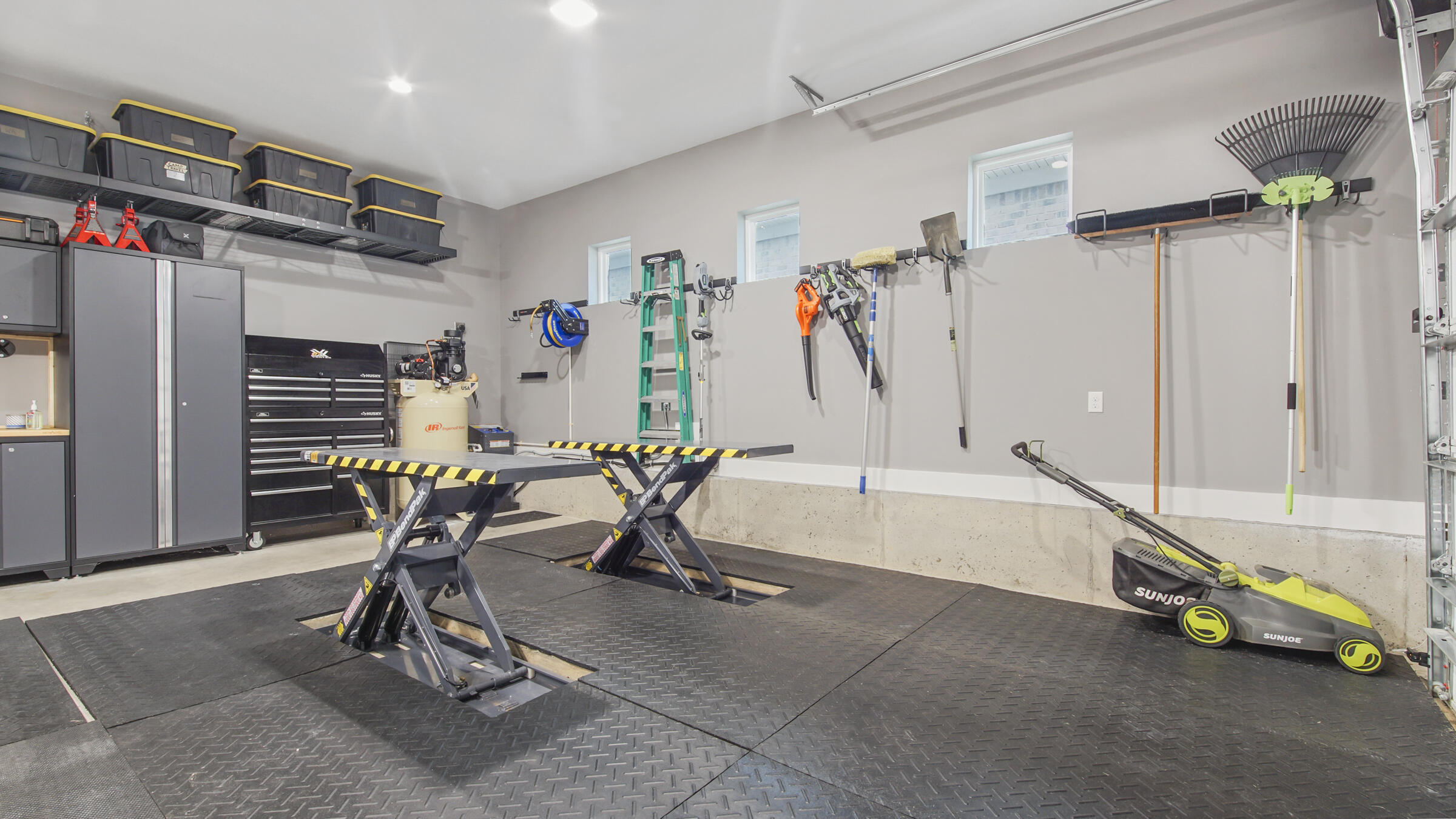 Deer Moss Creek - Residential