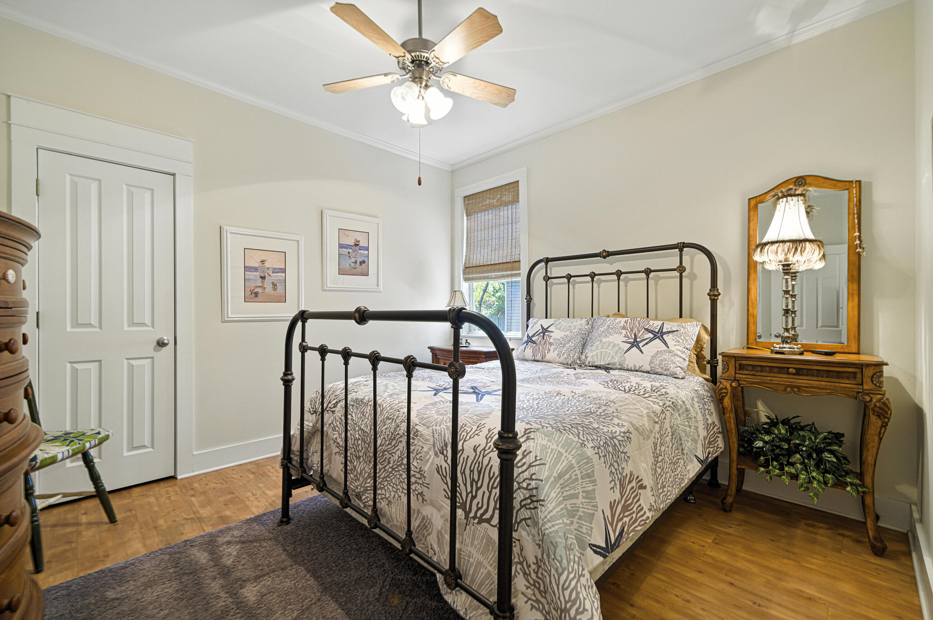 CRYSTAL BEACH COTTAGES - Residential