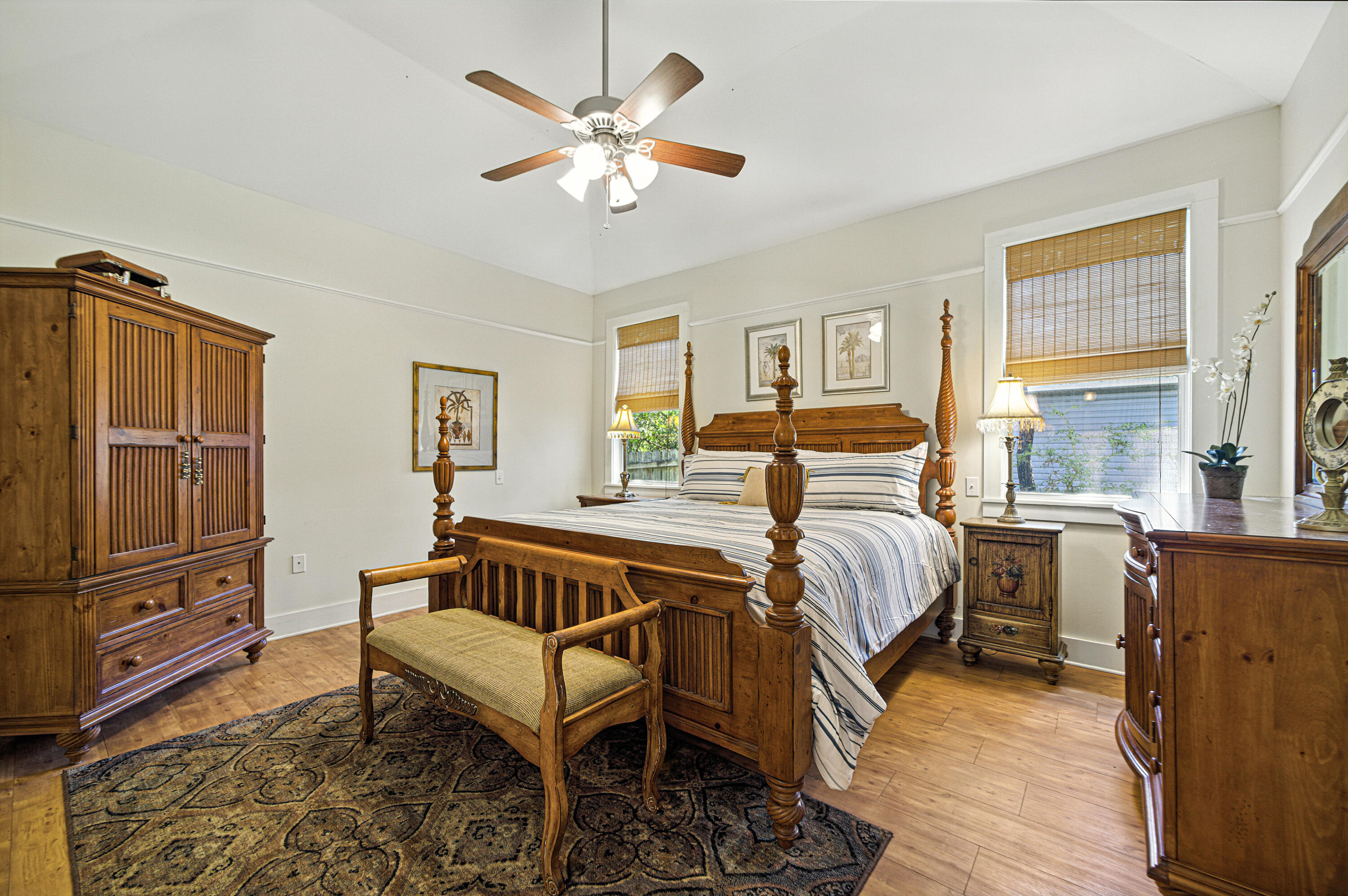 CRYSTAL BEACH COTTAGES - Residential