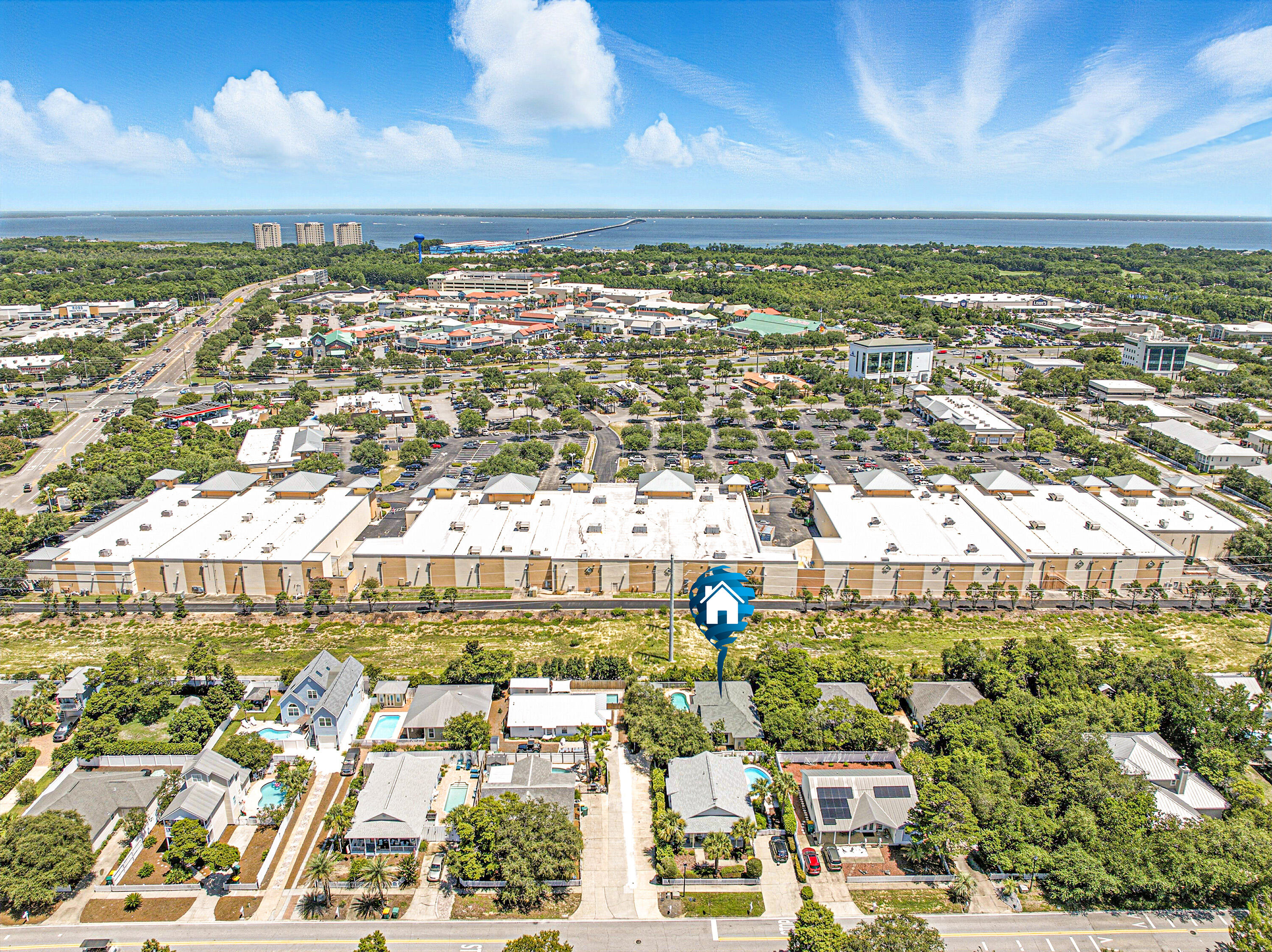 CRYSTAL BEACH COTTAGES - Residential