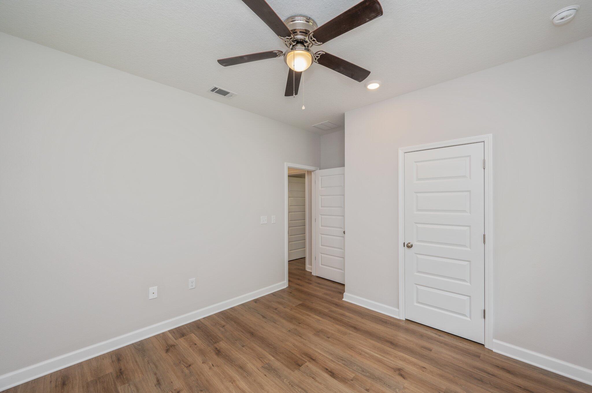 FOXWOOD ESTATES 2 - Residential