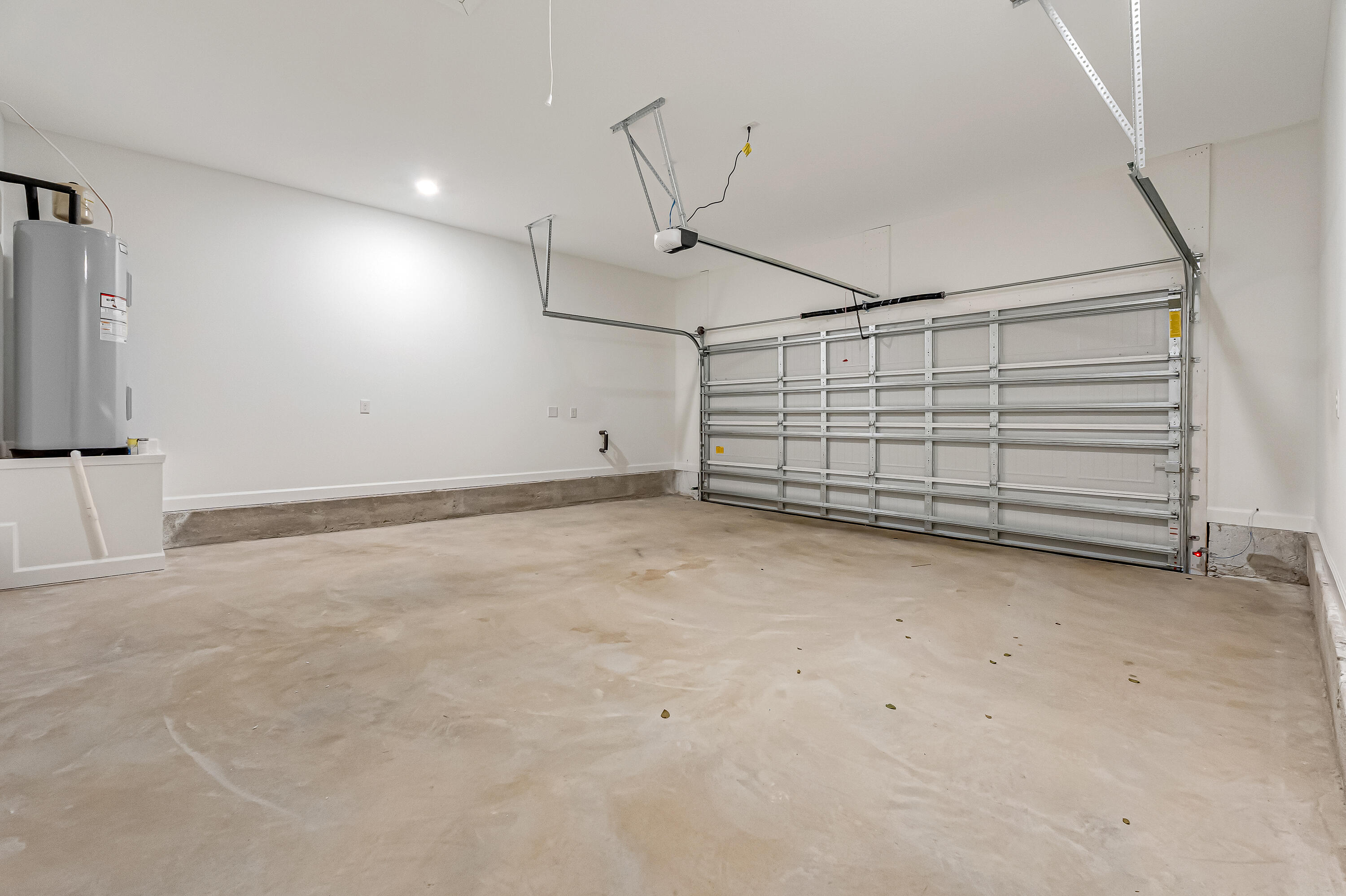 FOXWOOD ESTATES 2 - Residential