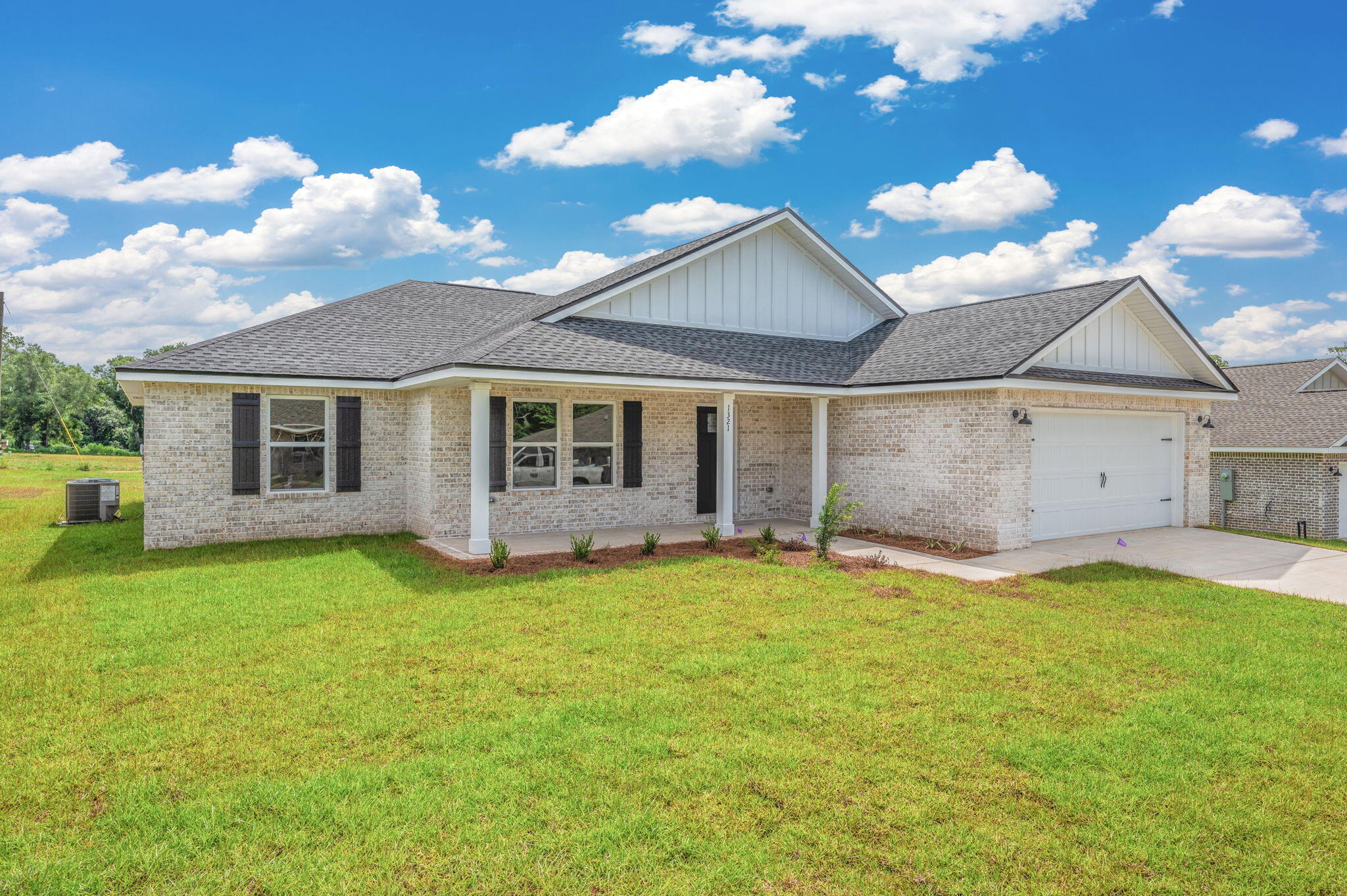 SOUTHERN DAY CHATEAU - Residential
