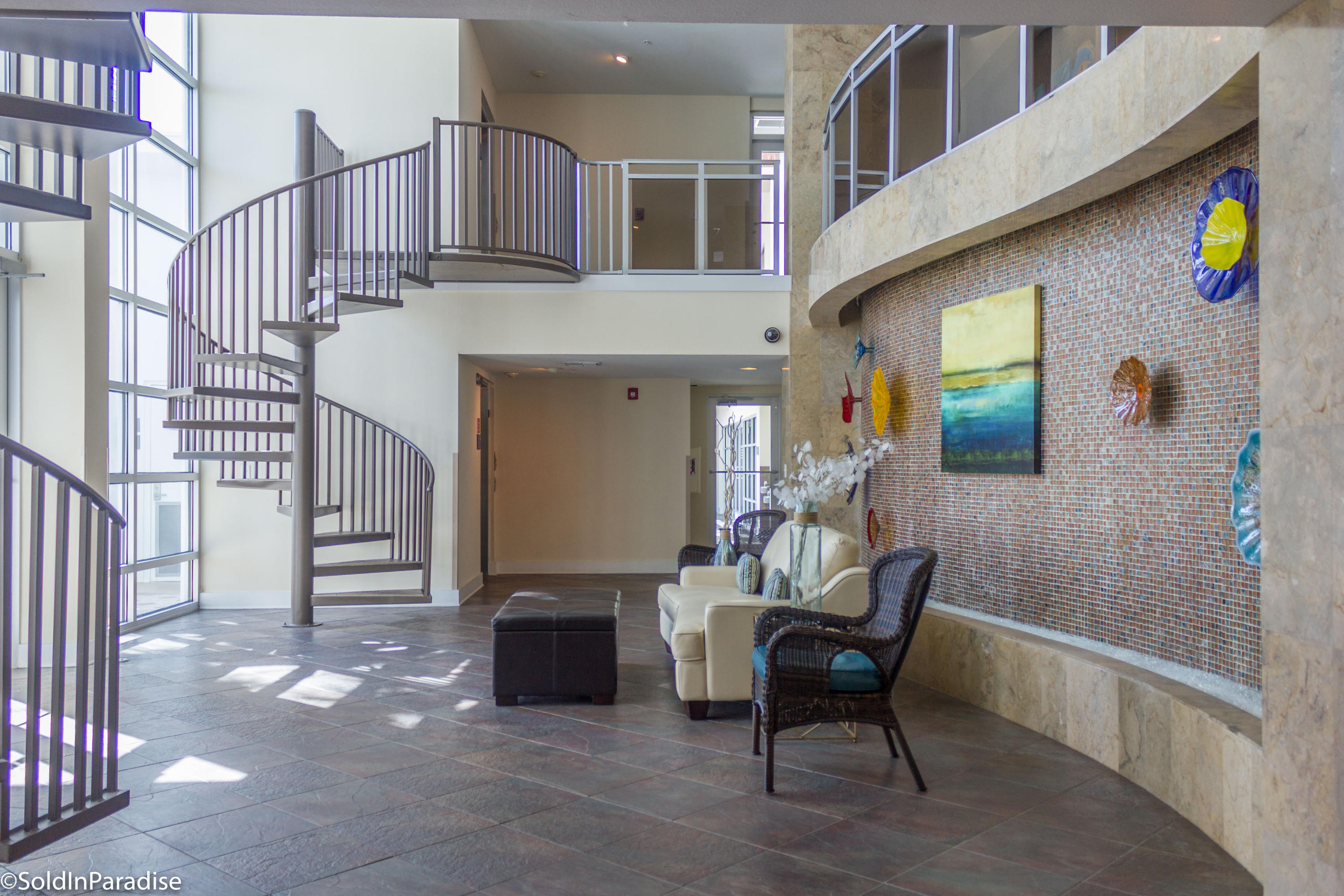 HARBOR LIGHTS - Residential