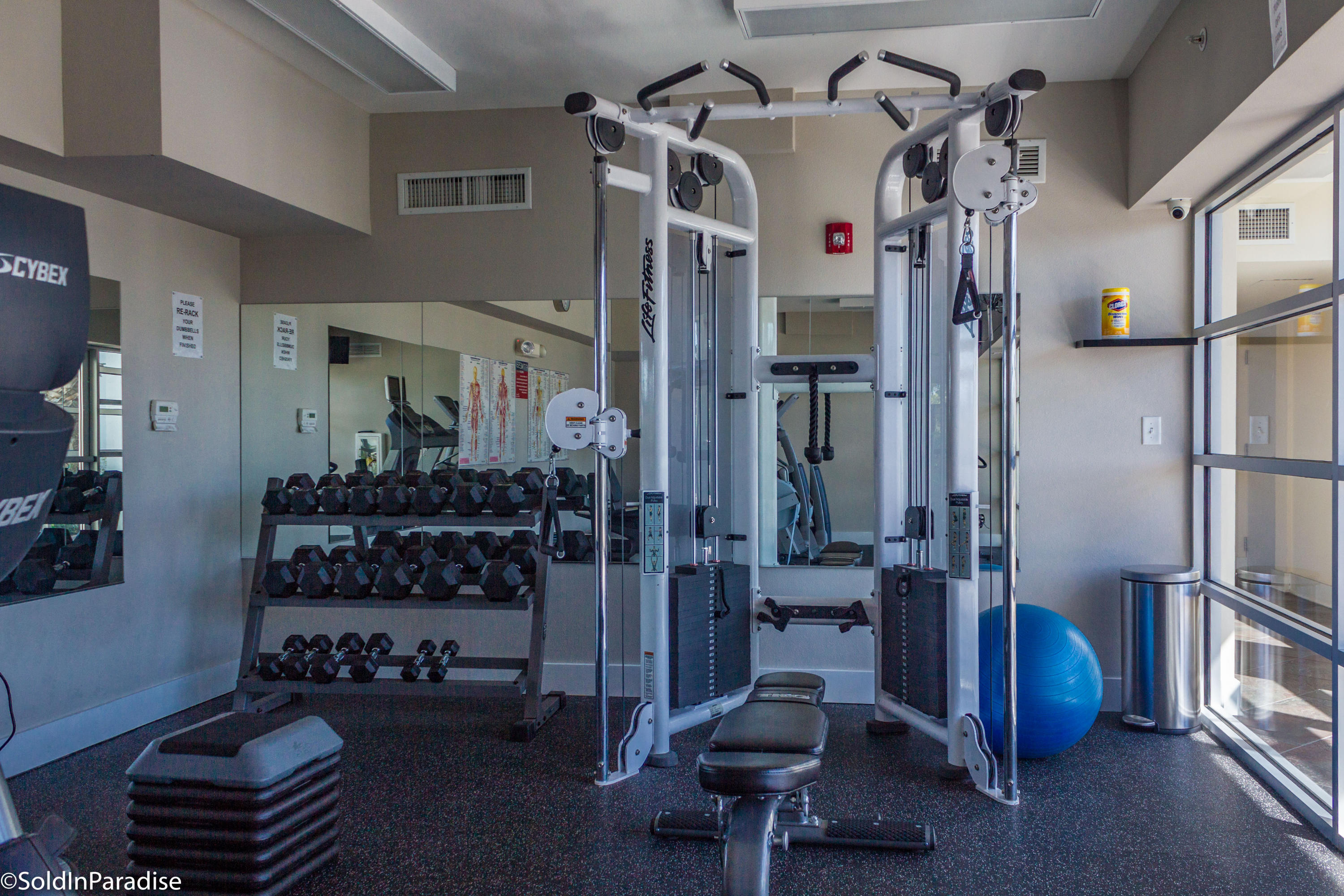 HARBOR LIGHTS - Residential